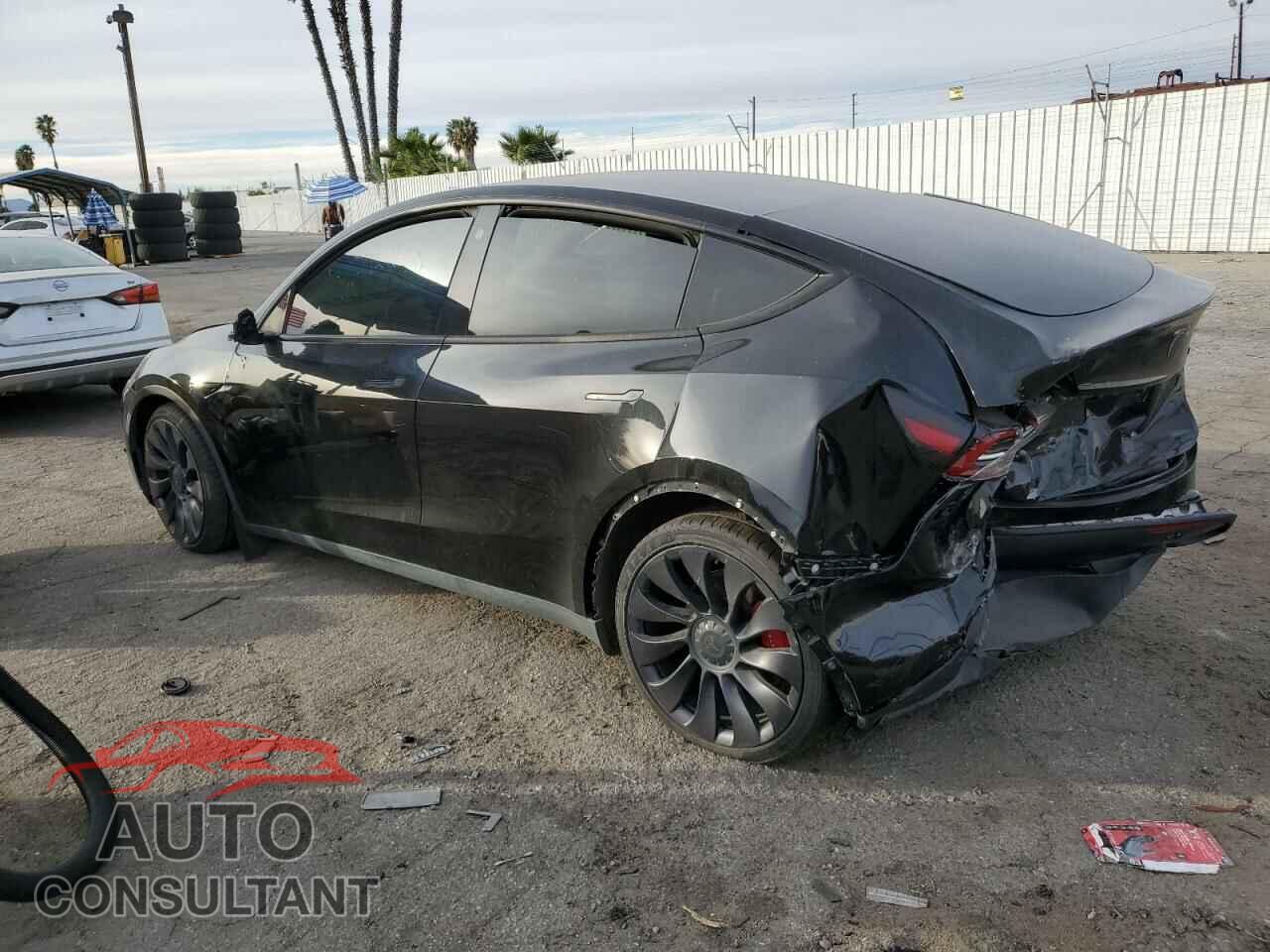 TESLA MODEL Y 2021 - 5YJYGDEF7MF197162