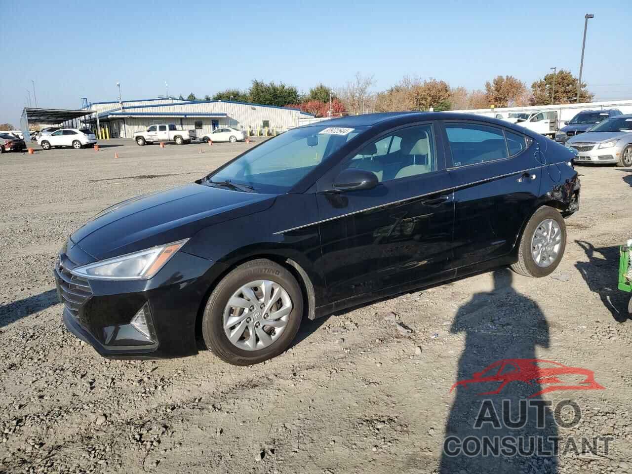 HYUNDAI ELANTRA 2019 - KMHD74LF8KU790384