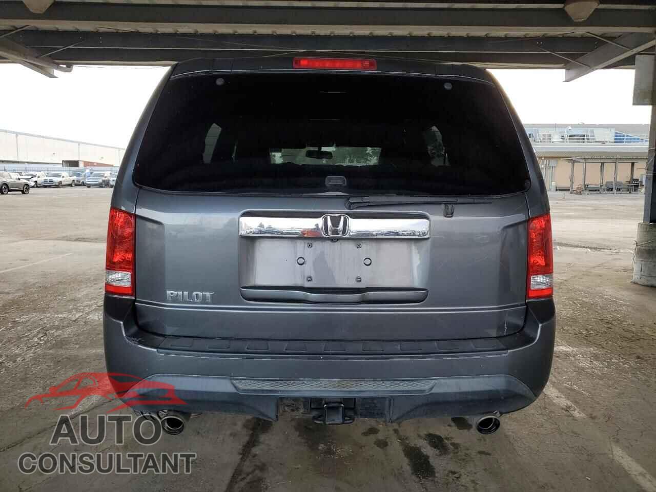 HONDA PILOT 2013 - 5FNYF3H71DB009074