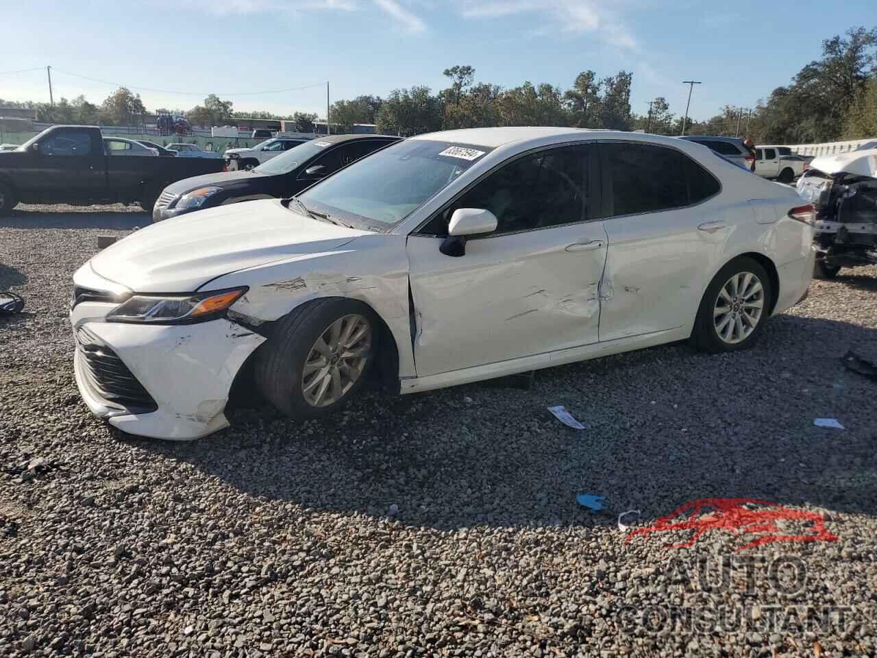 TOYOTA CAMRY 2020 - 4T1C11AK4LU889779