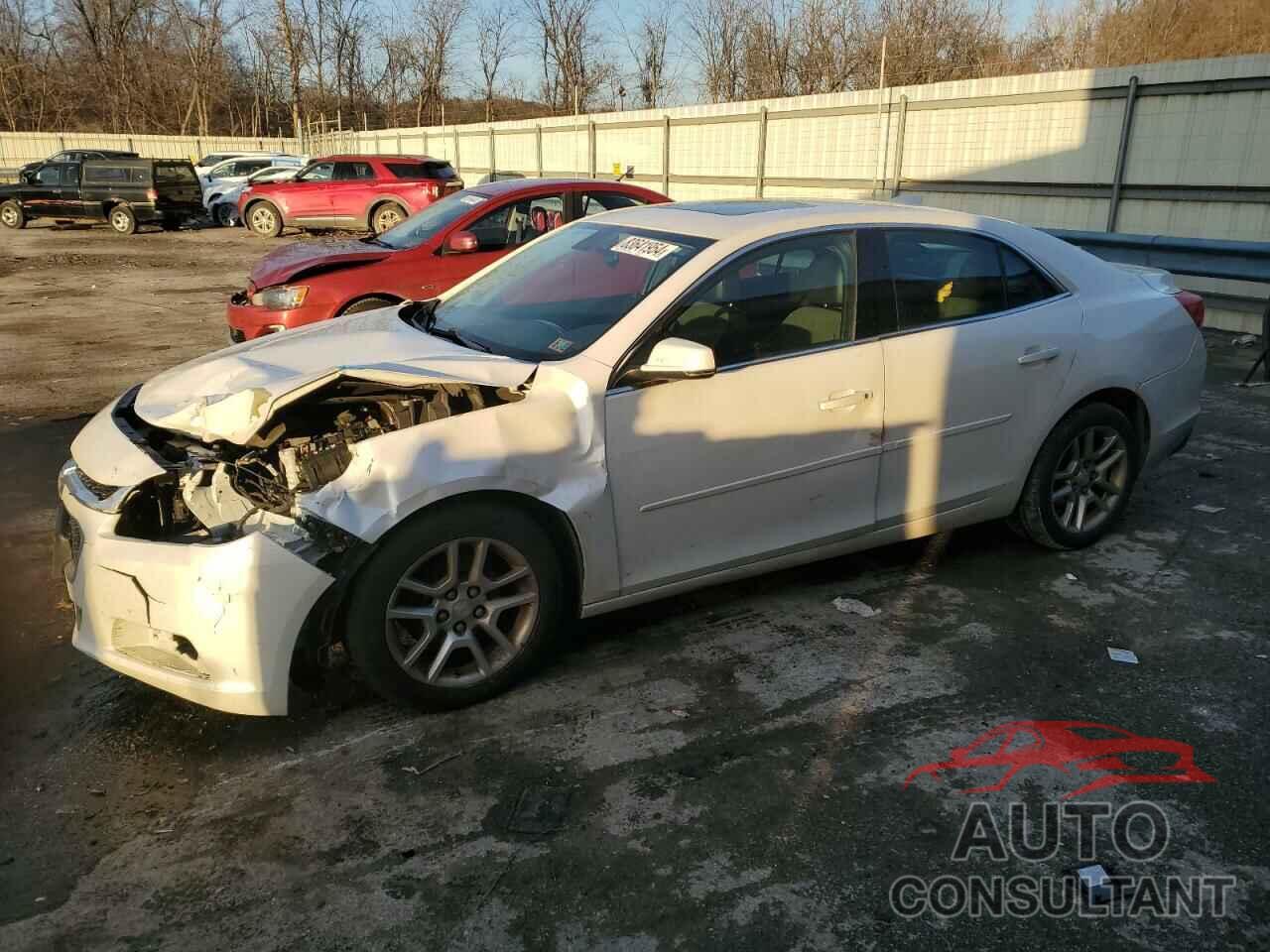 CHEVROLET MALIBU 2015 - 1G11C5SL2FU107237