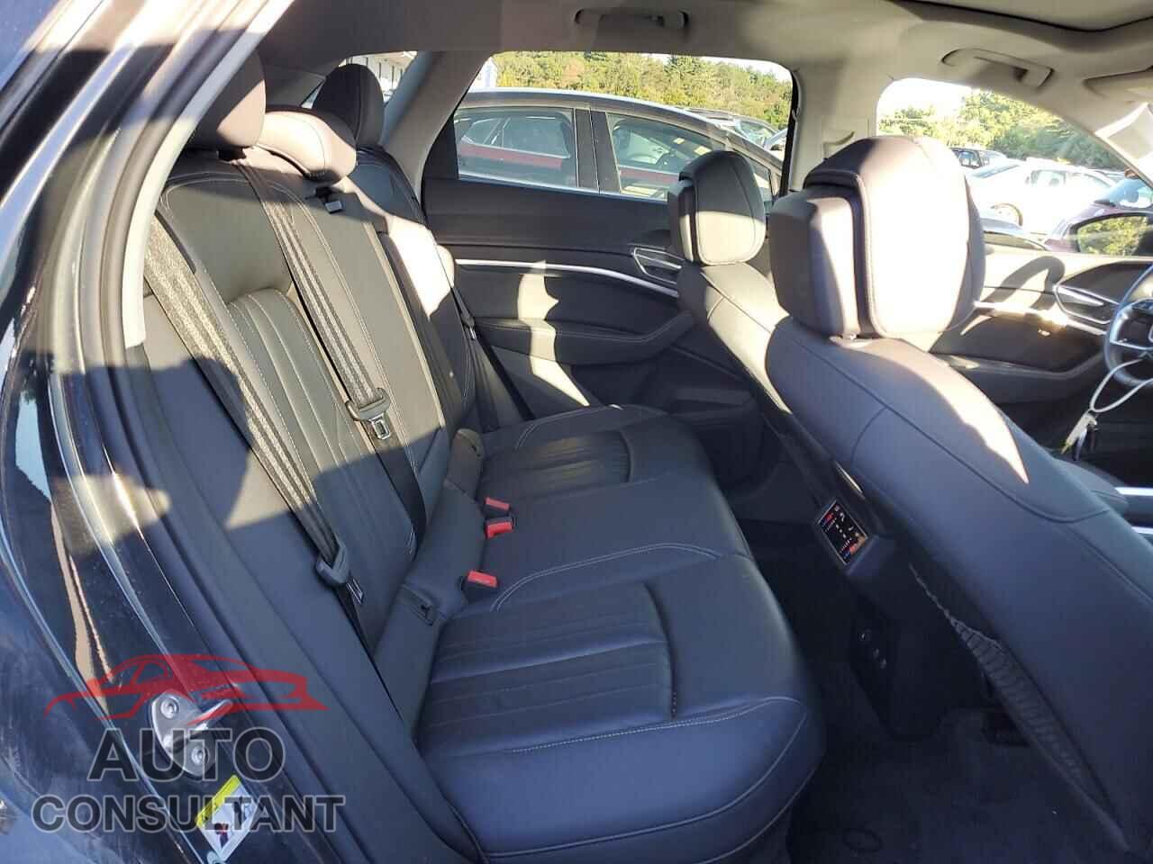 AUDI E-TRON 2021 - WA1AAAGE9MB005436