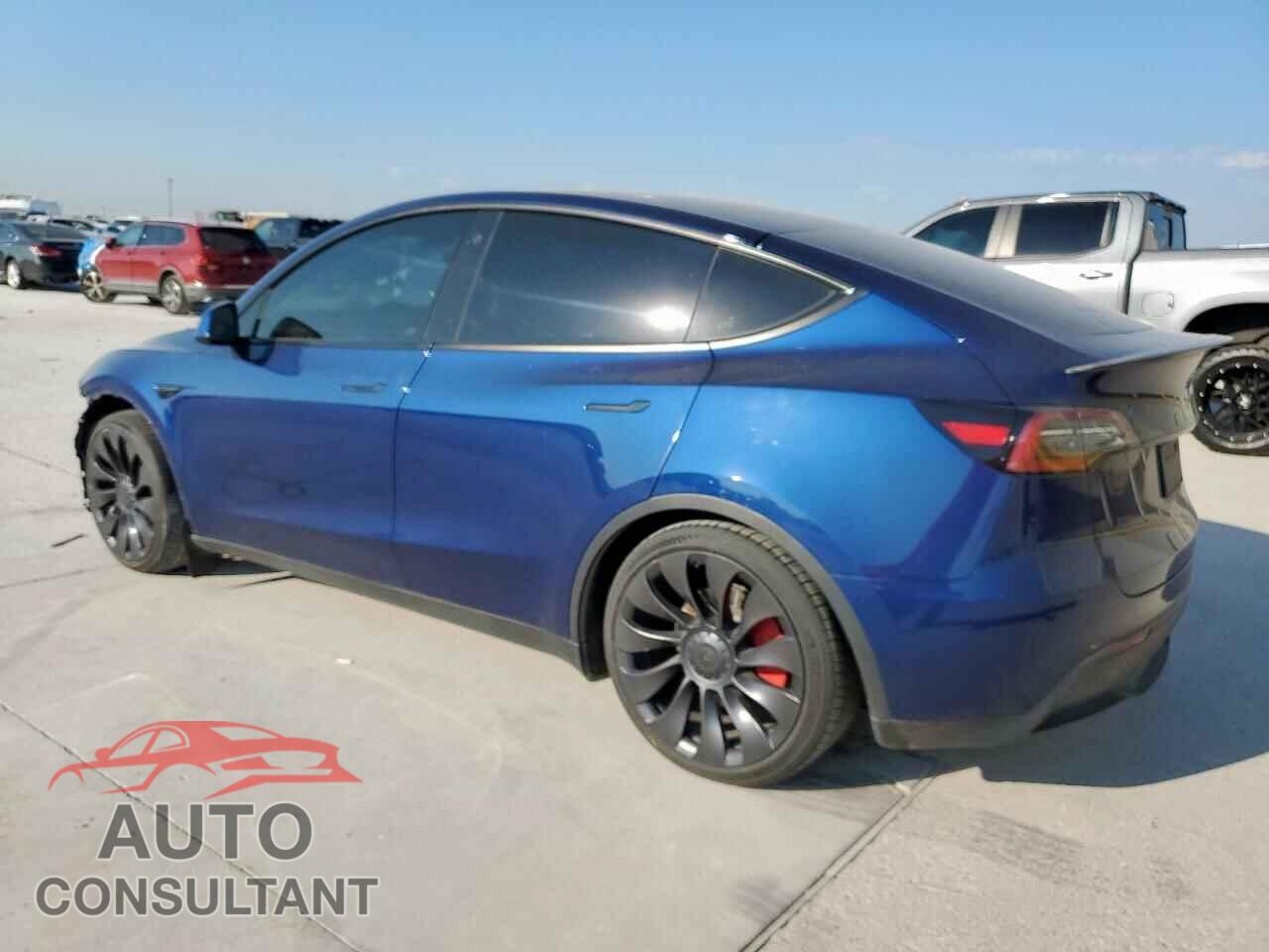 TESLA MODEL Y 2023 - 7SAYGDEF3PF675357