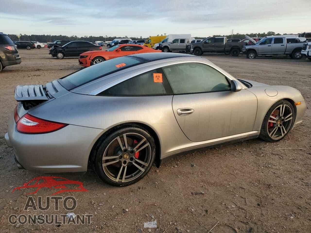 PORSCHE 911 2012 - WP0BB2A9XCS733094