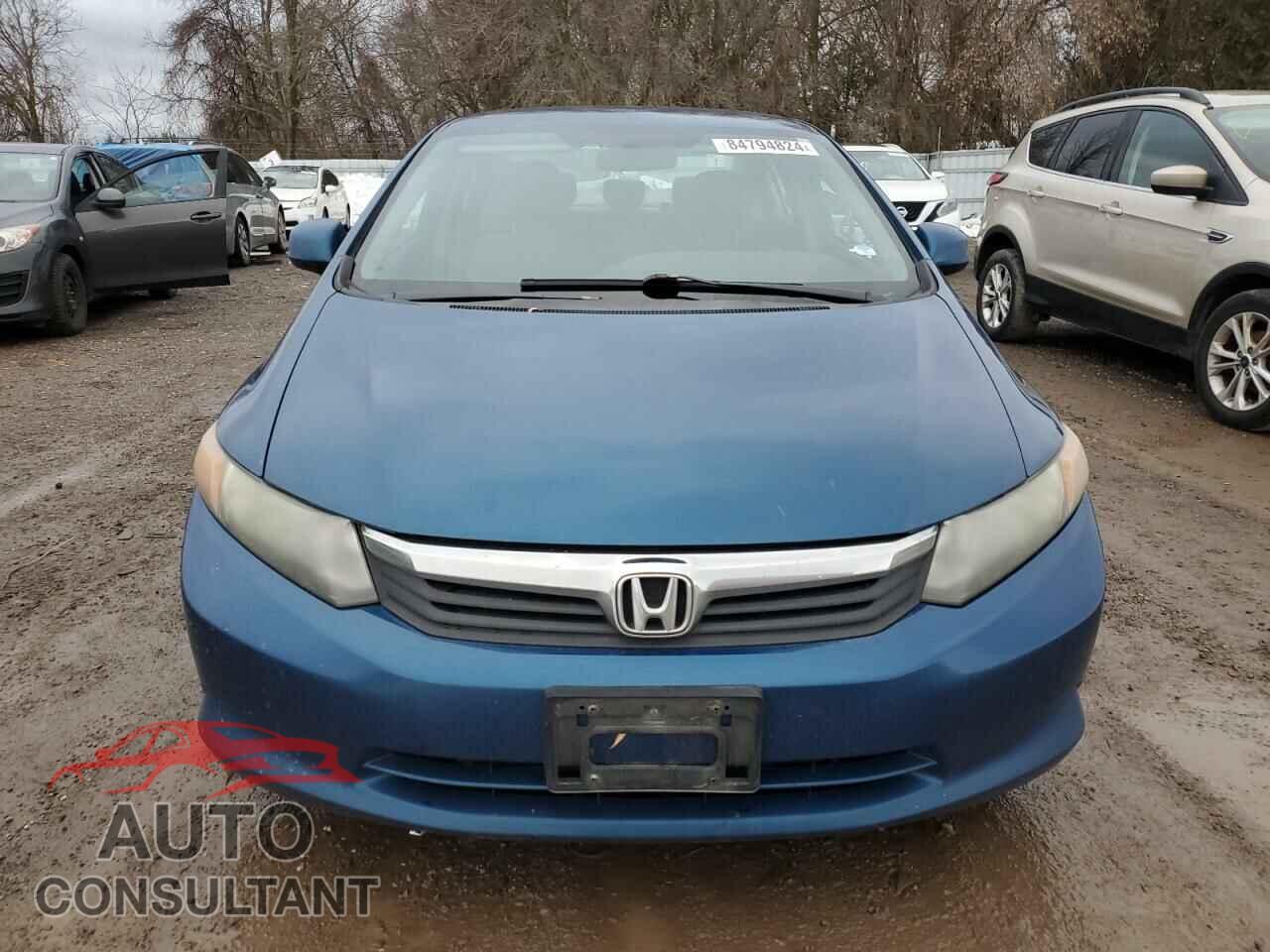 HONDA CIVIC 2012 - 2HGFB2E40CH013635