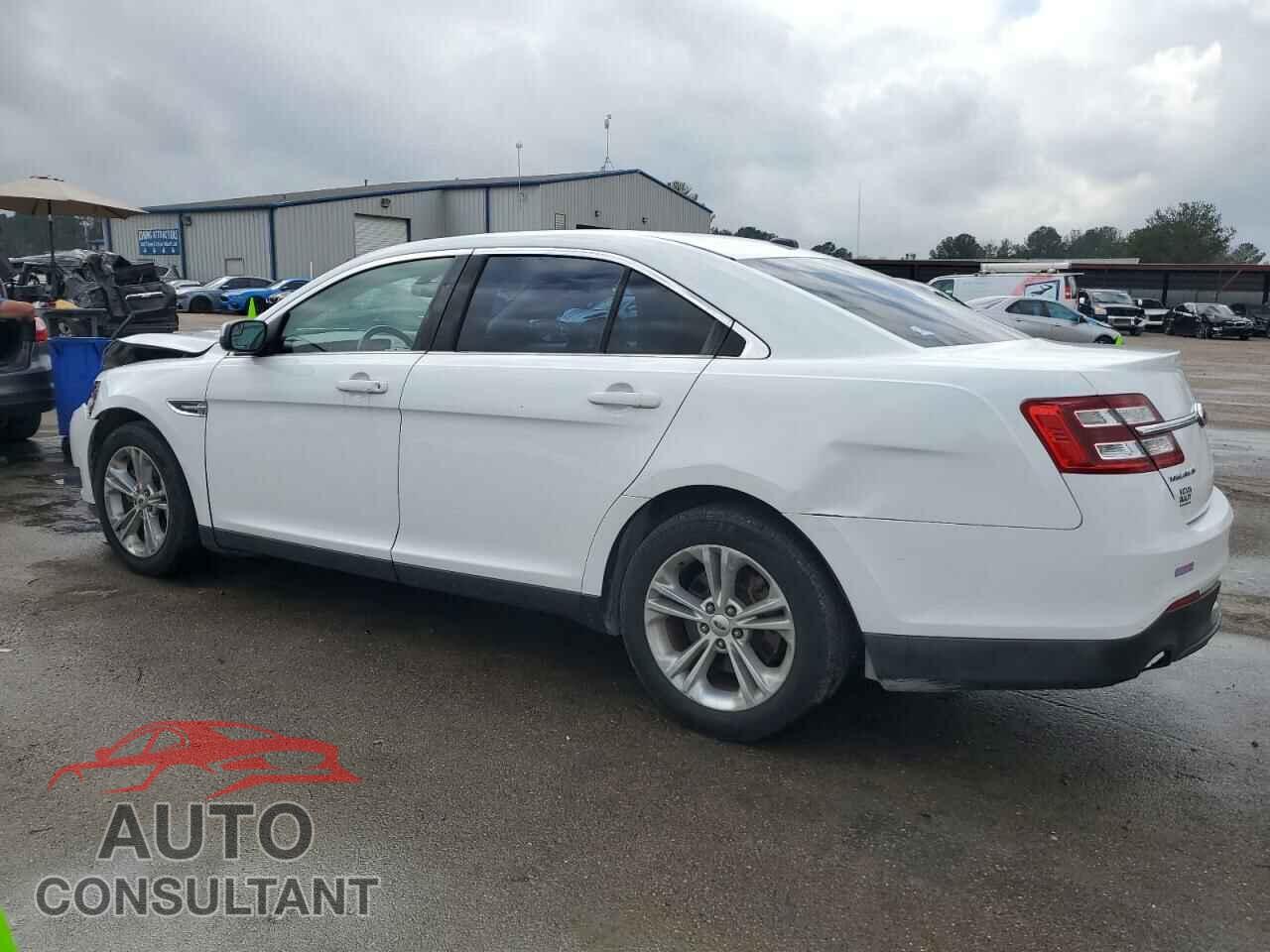 FORD TAURUS 2014 - 1FAHP2E82EG115941