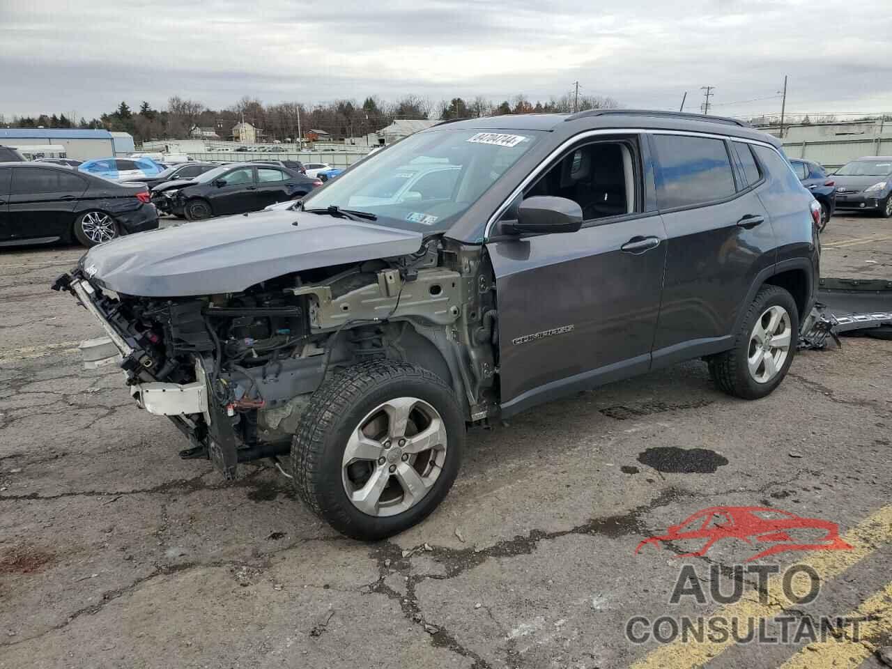 JEEP COMPASS 2018 - 3C4NJDBB4JT402116