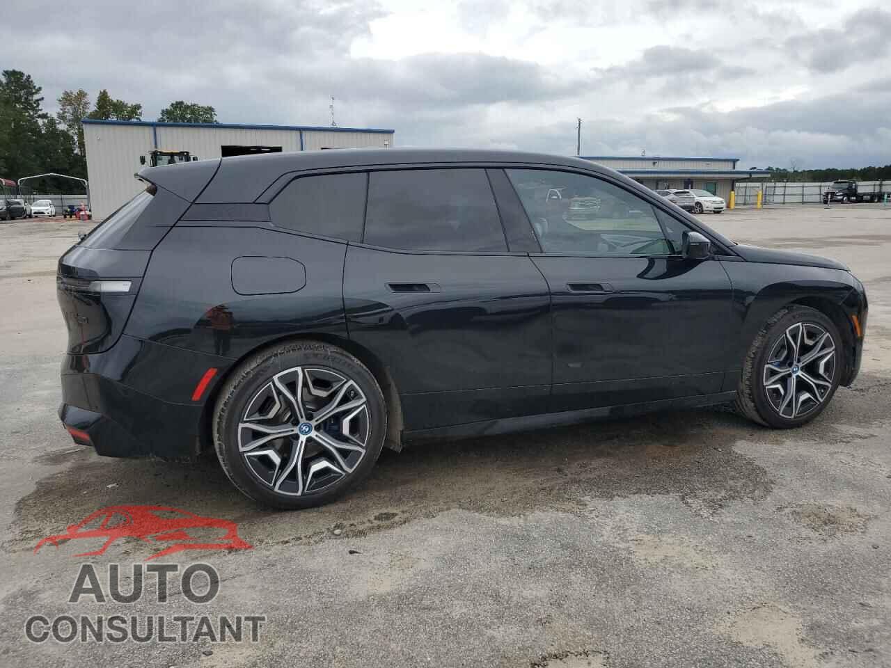 BMW IX M60 2023 - WB533CF09PCM56404