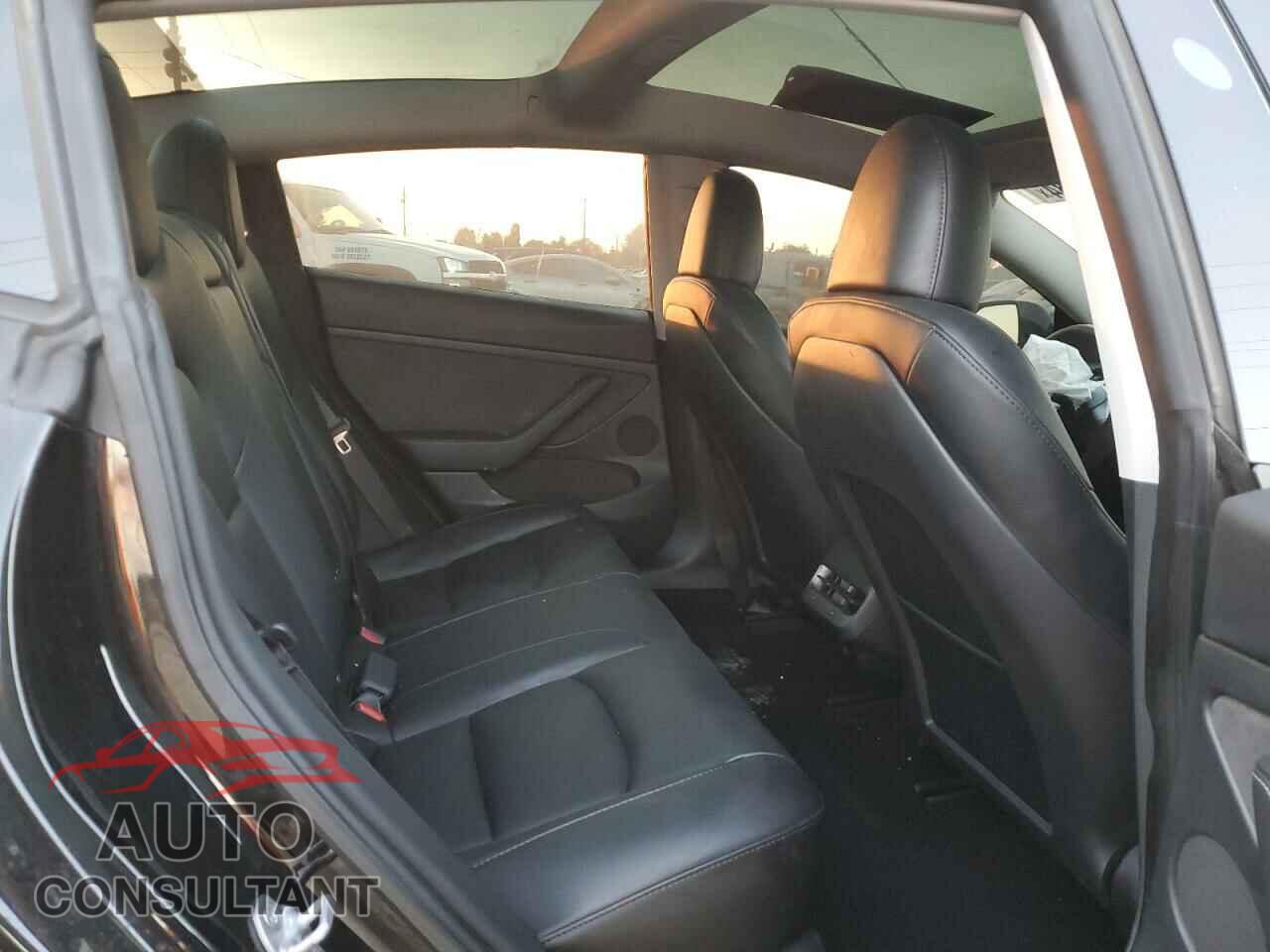 TESLA MODEL 3 2023 - 5YJ3E1EA4PF604121