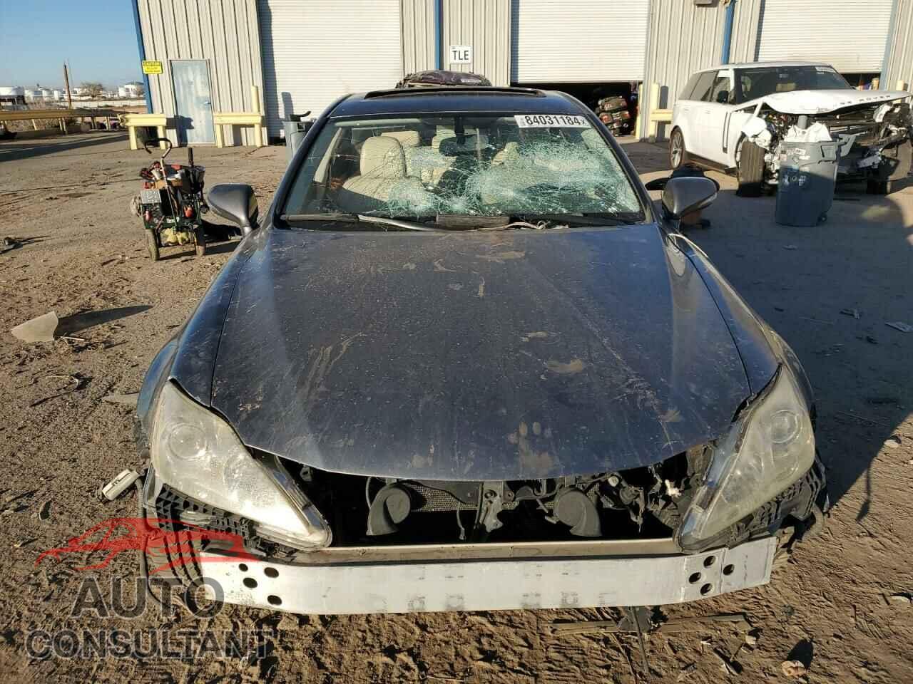 LEXUS IS 2012 - JTHBF5C29C5181462