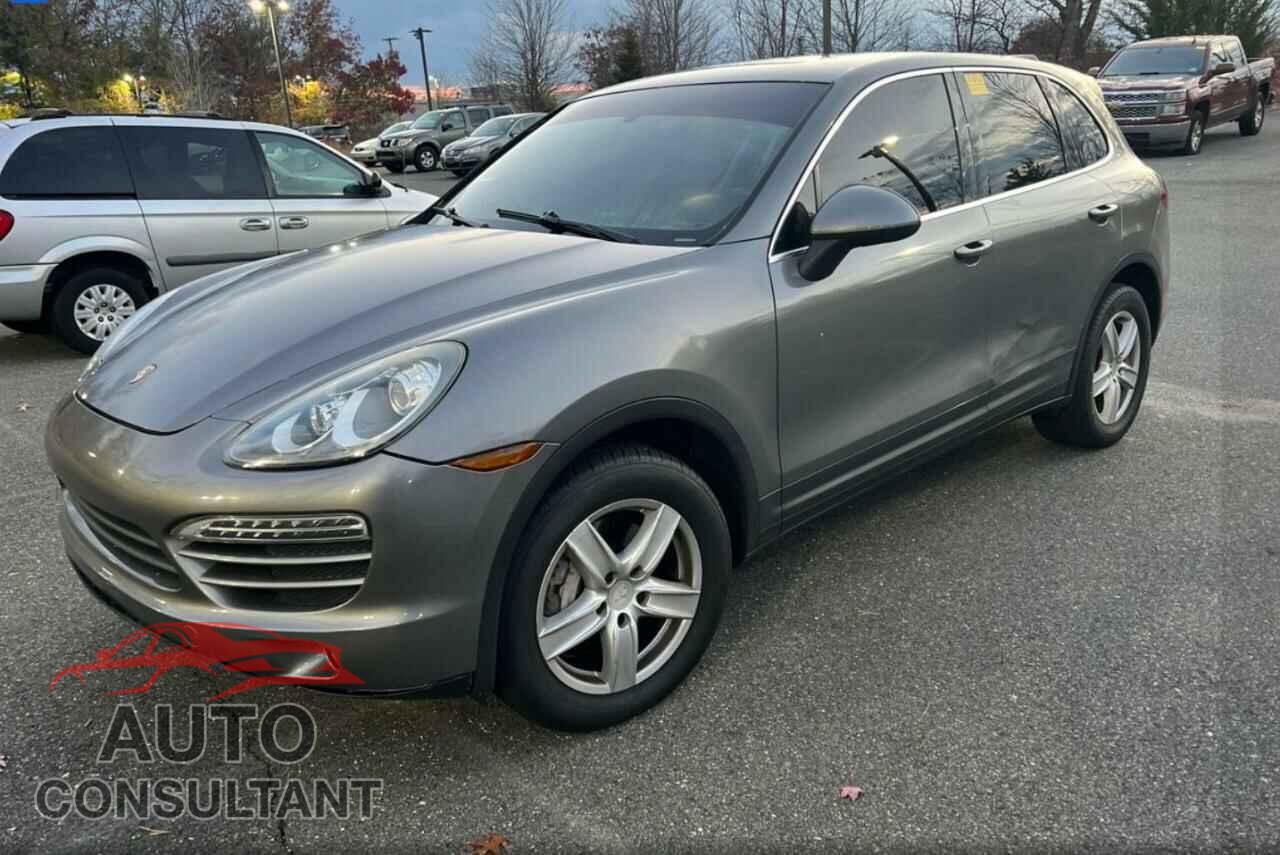 PORSCHE CAYENNE 2011 - WP1AA2A24BLA03058