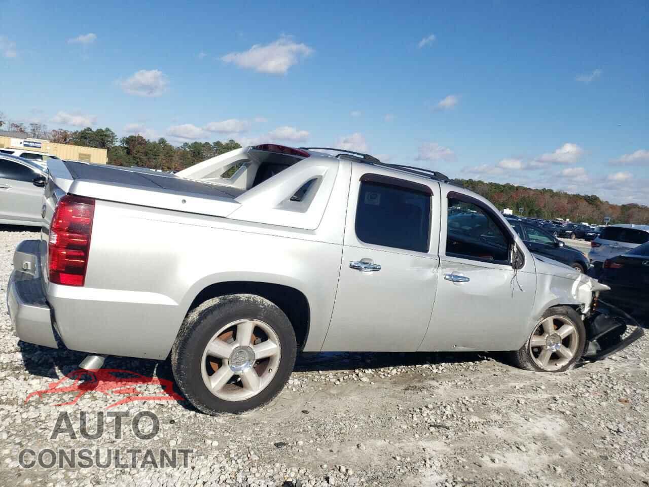 CHEVROLET AVALANCHE 2011 - 3GNMCFE09BG134225