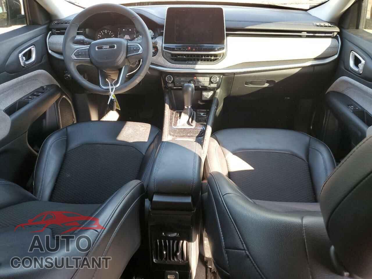 JEEP COMPASS 2022 - 3C4NJCBB3NT137057