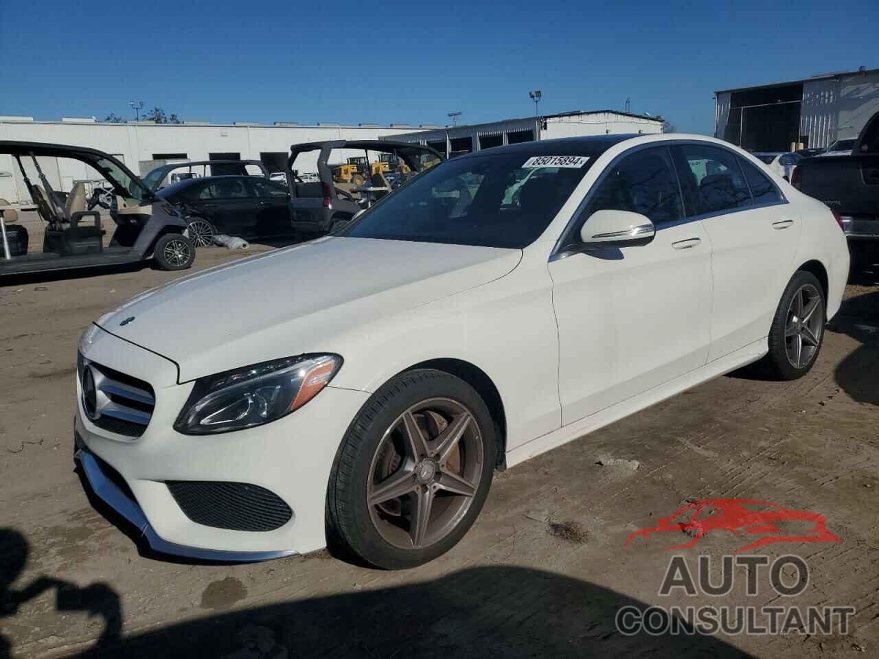 MERCEDES-BENZ C-CLASS 2015 - 55SWF4KB8FU017538