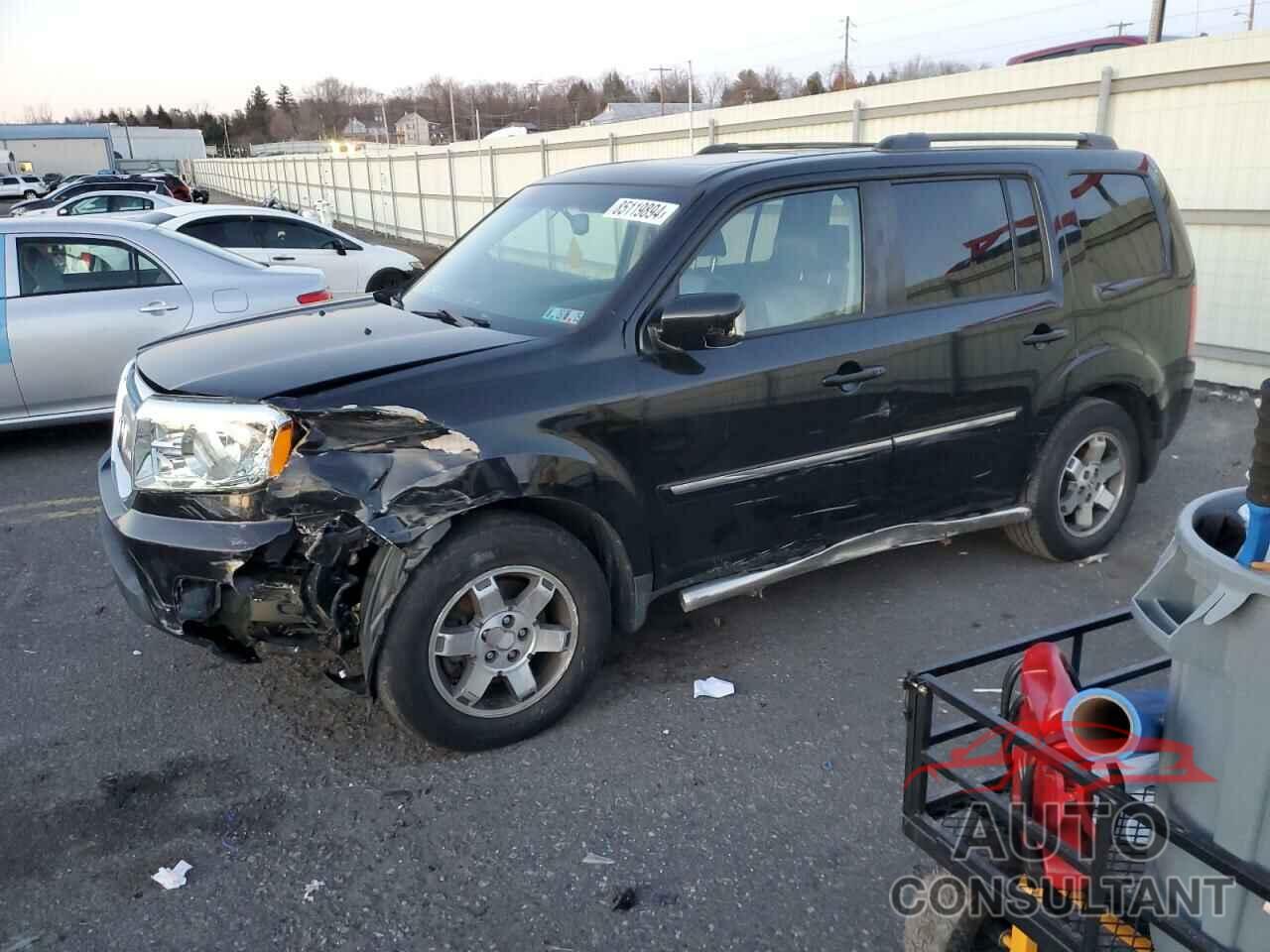 HONDA PILOT 2010 - 5FNYF4H83AB027165
