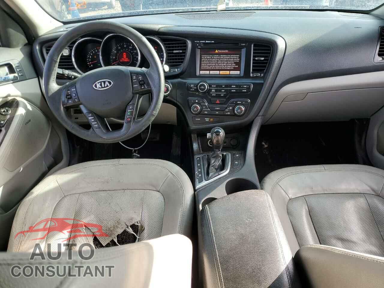 KIA OPTIMA 2011 - KNAGN4A73B5128237