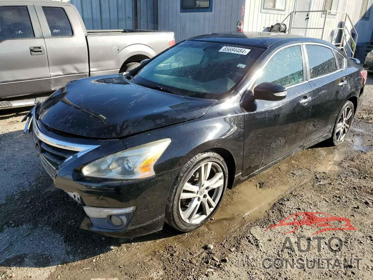 NISSAN ALTIMA 2013 - 1N4BL3AP1DN484952