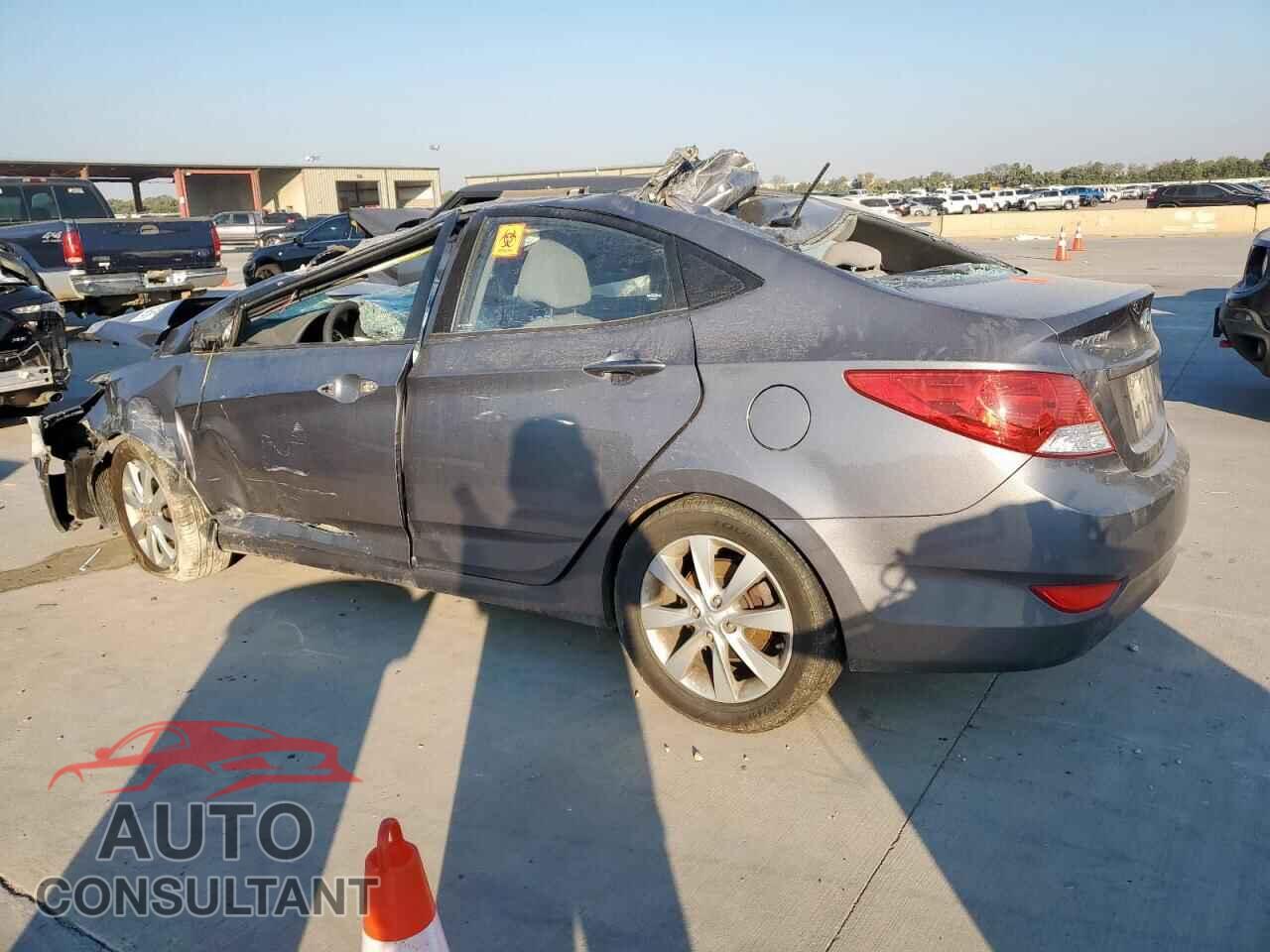 HYUNDAI ACCENT 2014 - KMHCU4AE3EU771762