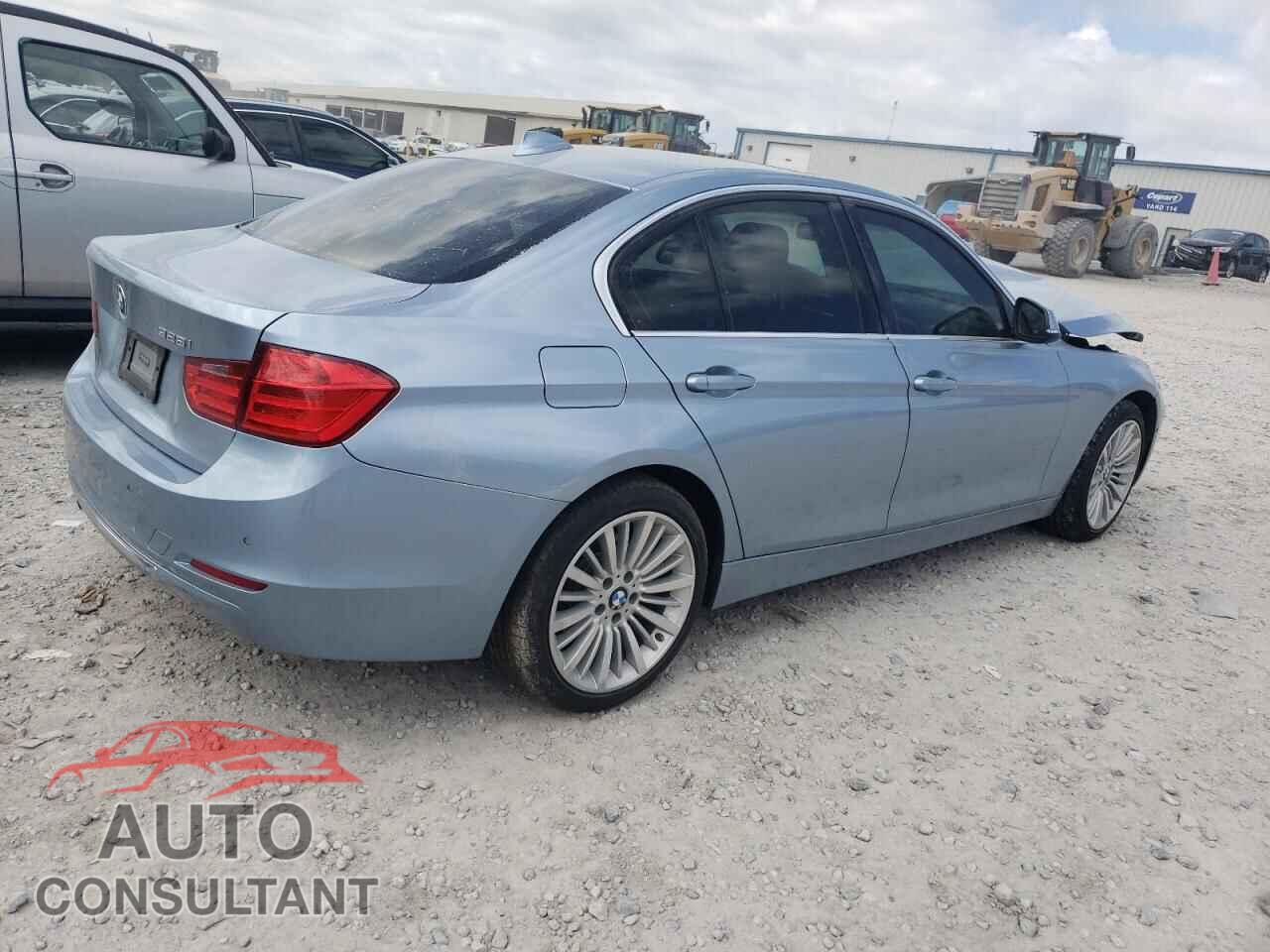 BMW 3 SERIES 2013 - WBA3A5C5XDF604363