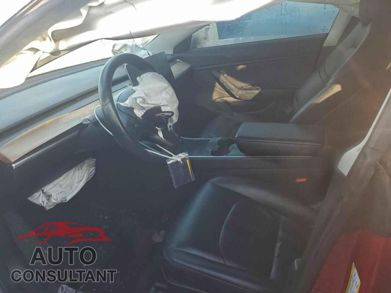 TESLA MODEL 3 2018 - 5YJ3E1EA4JF004626