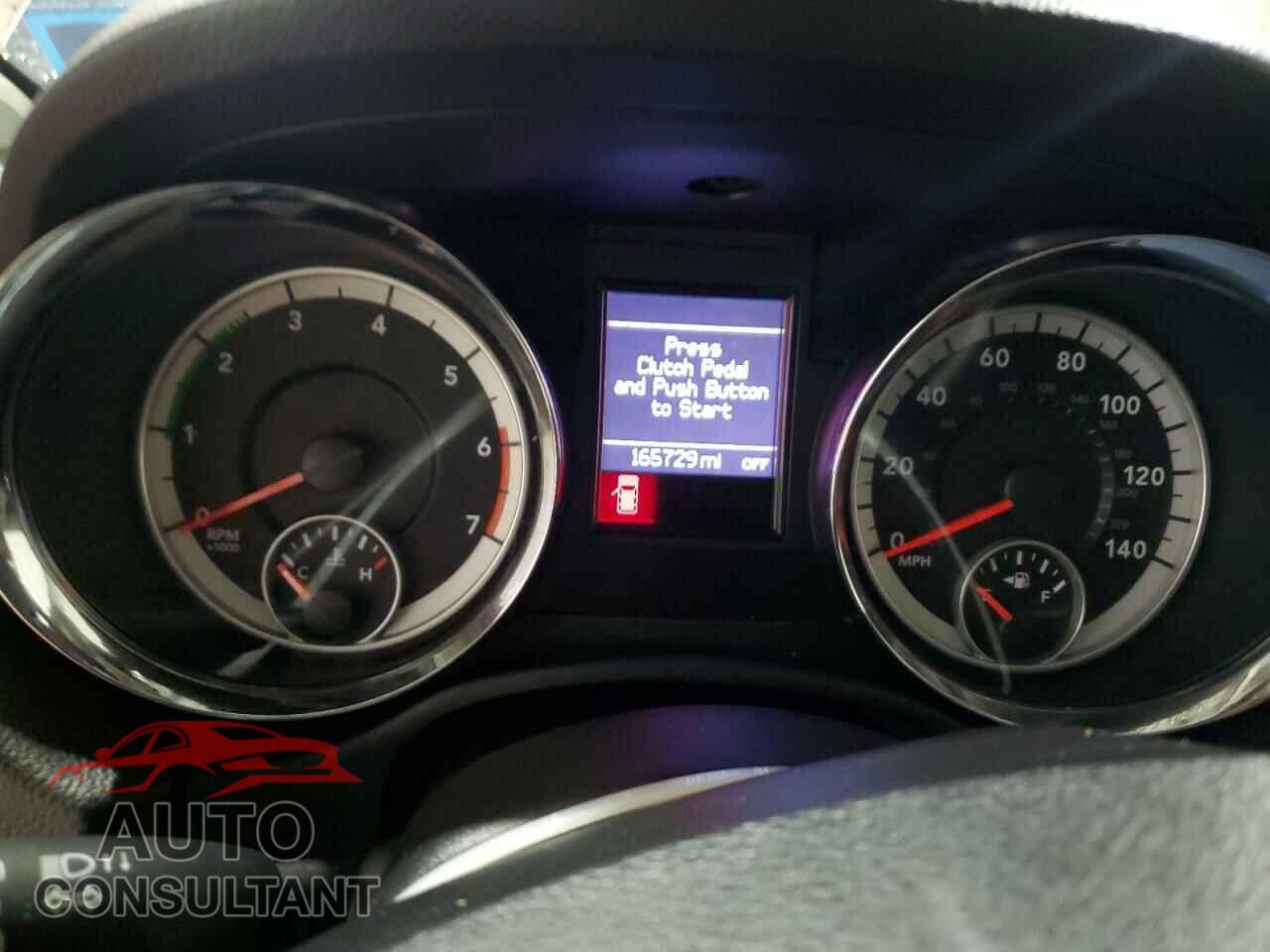 DODGE DURANGO 2013 - 1C4SDJET8DC675444