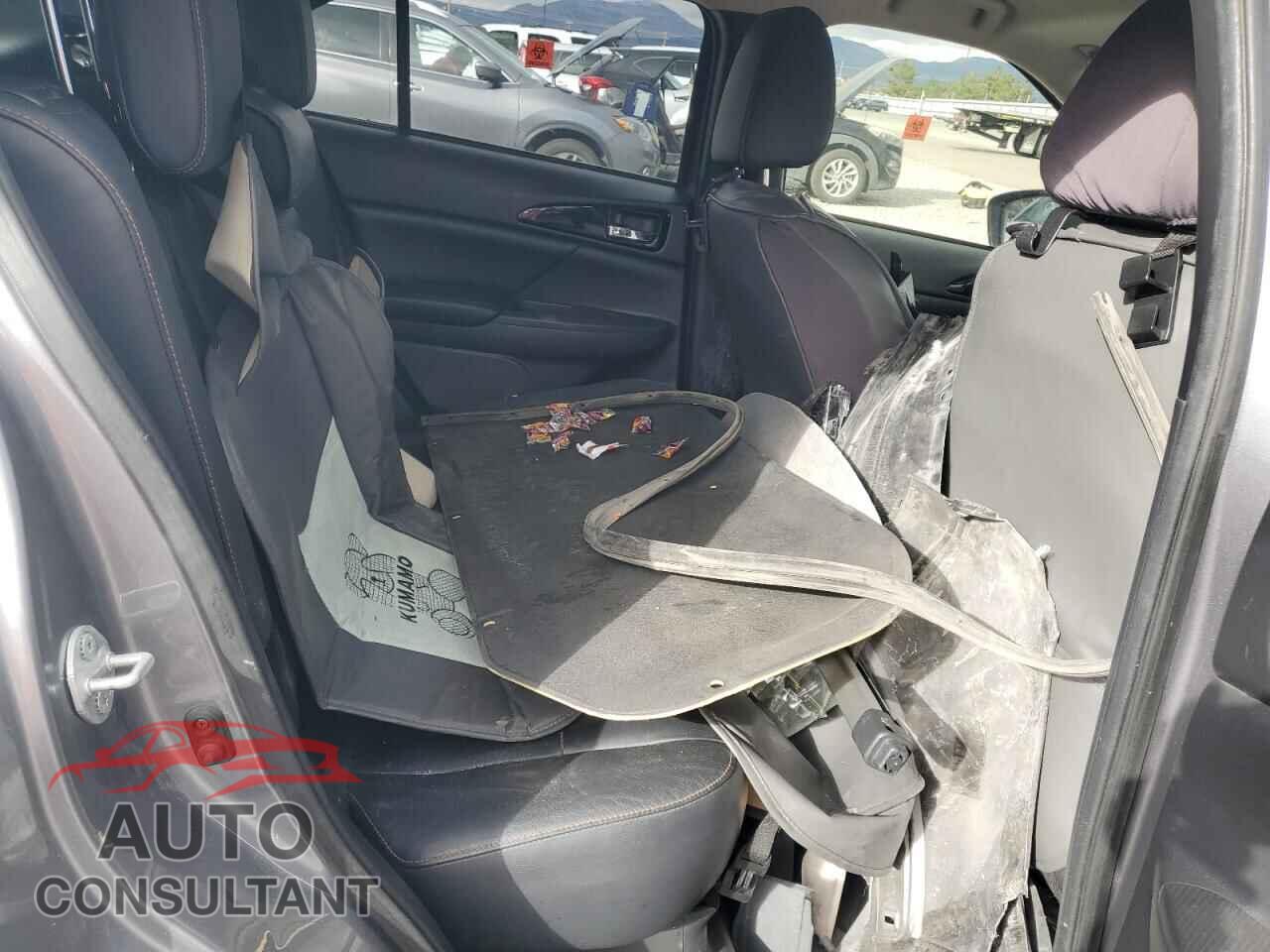 MITSUBISHI ECLIPSE 2018 - JA4AT5AA1JZ063633