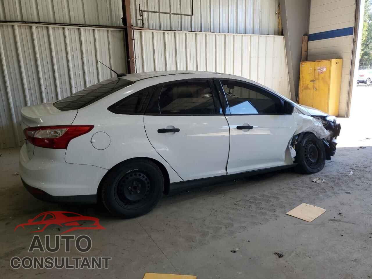 FORD FOCUS 2013 - 1FADP3E27DL272337