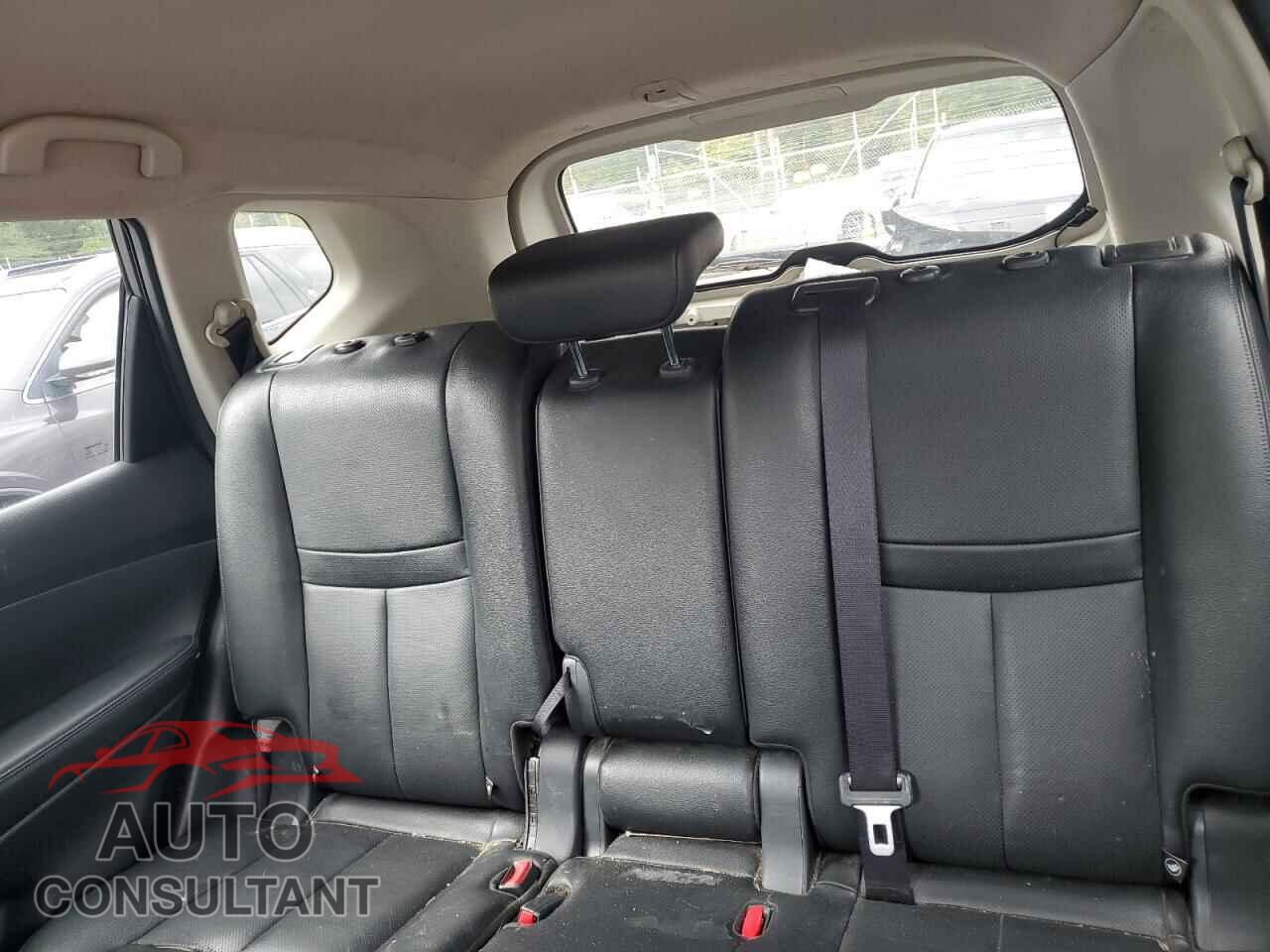 NISSAN ROGUE 2016 - KNMAT2MVXGP720419
