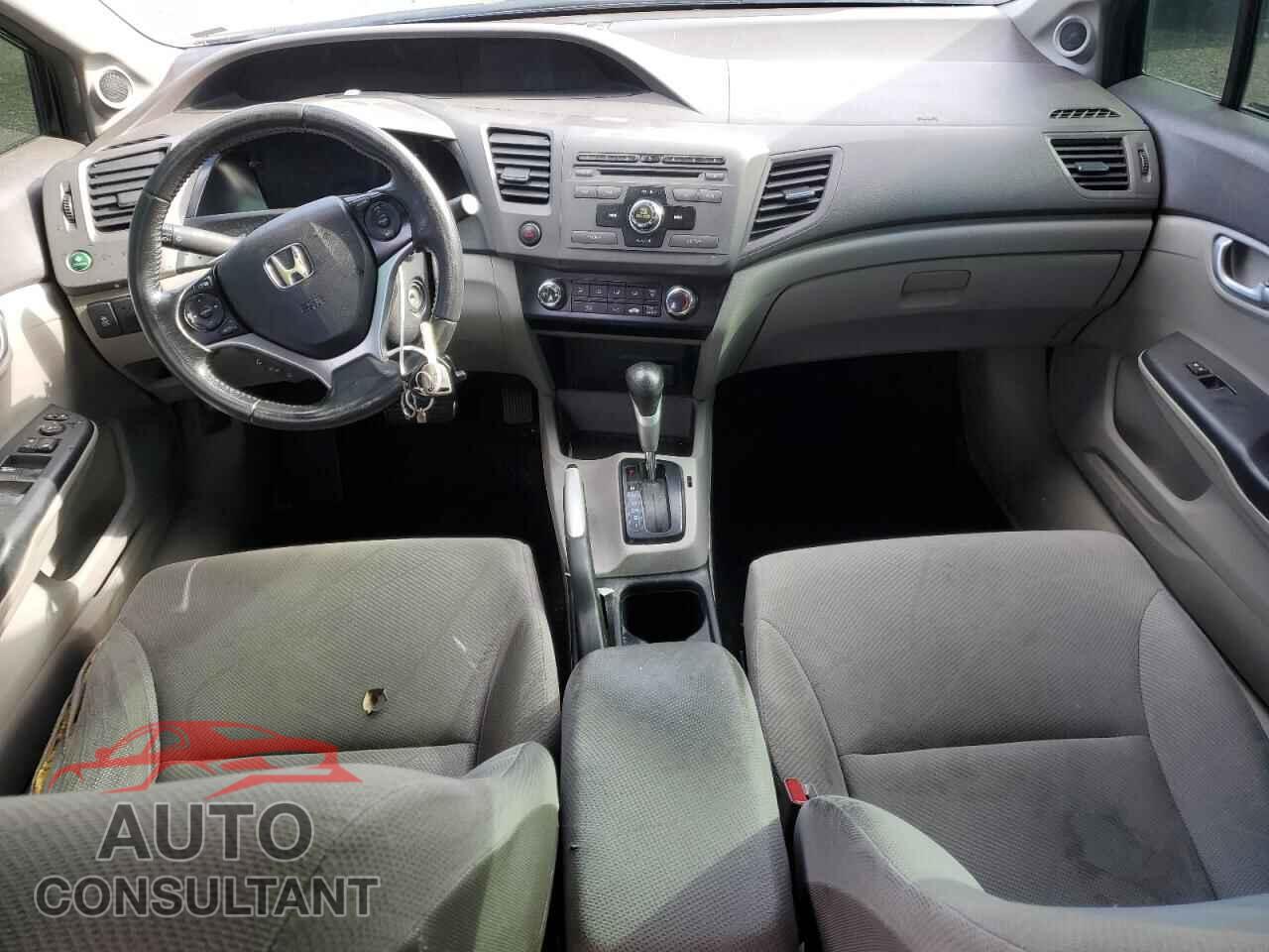 HONDA CIVIC 2012 - 2HGFB2F53CH010817
