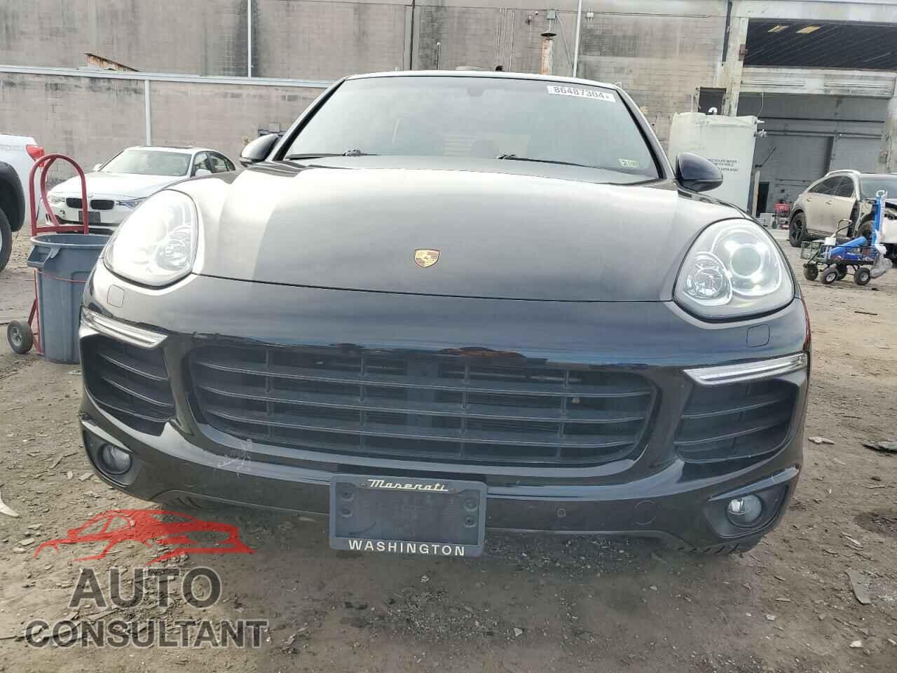 PORSCHE CAYENNE 2017 - WP1AA2A28HKA89215