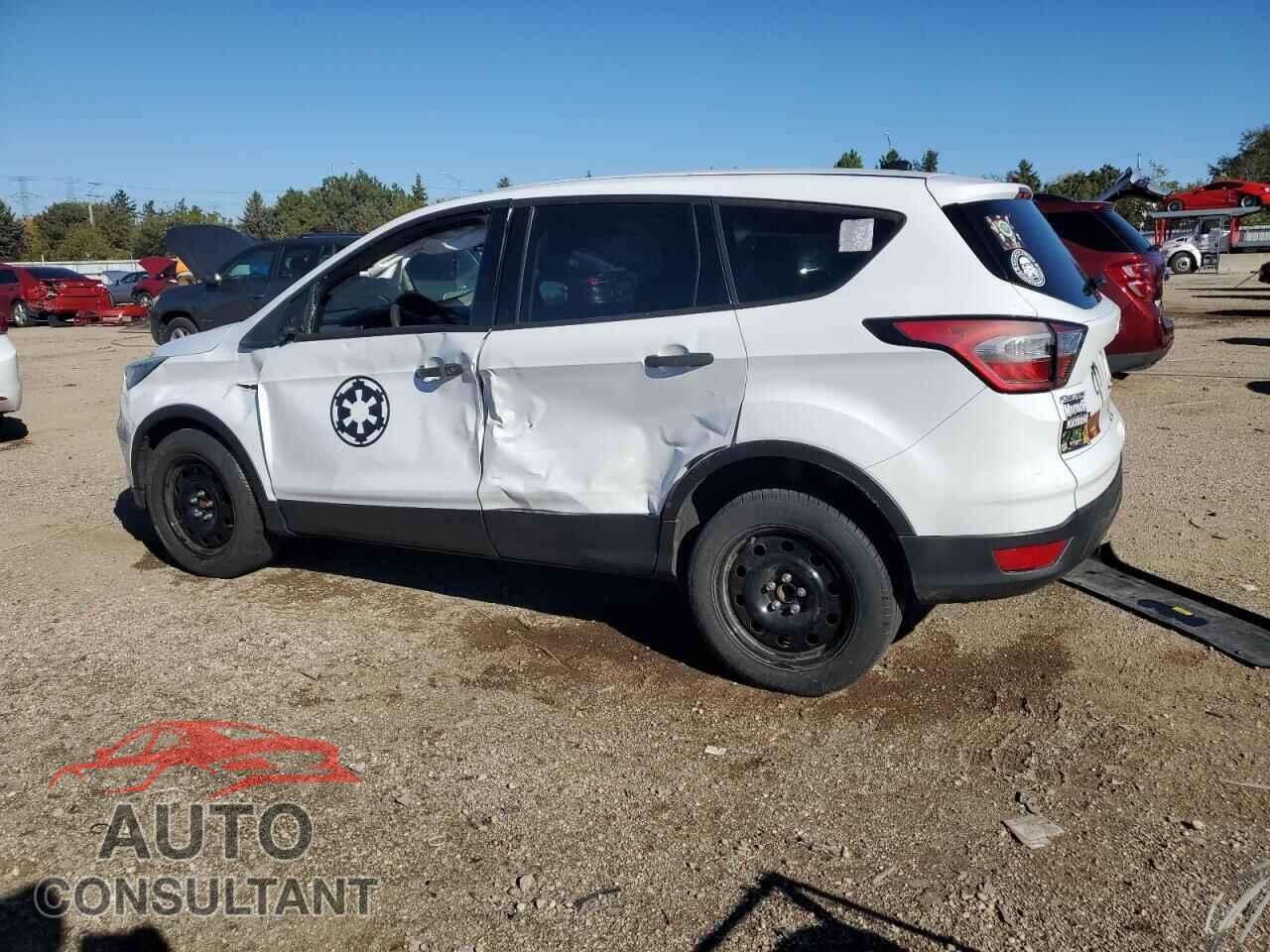 FORD ESCAPE 2018 - 1FMCU0F73JUC62395