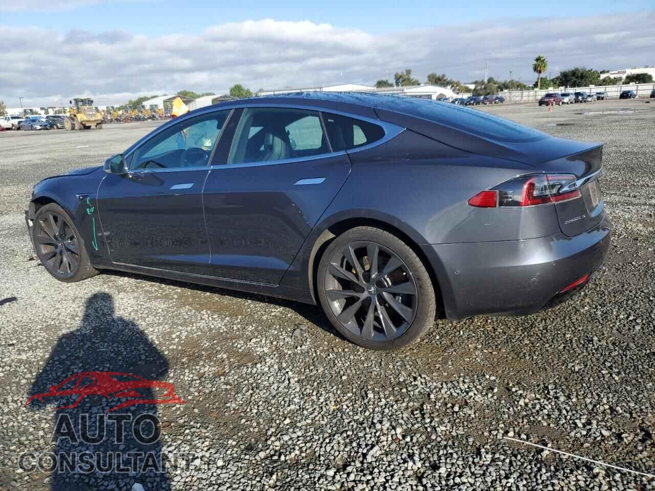 TESLA MODEL S 2018 - 5YJSA1E26JF258130