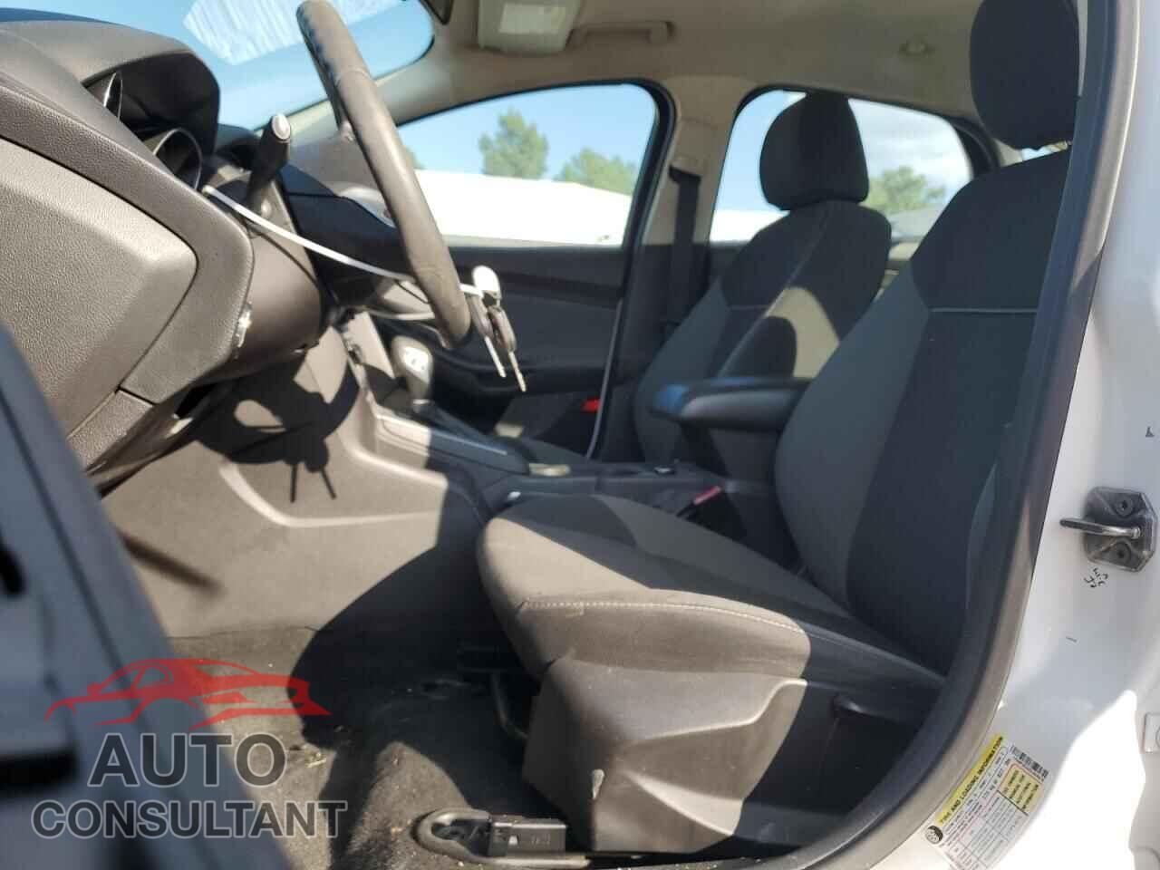 FORD FOCUS 2012 - 1FAHP3F2XCL454970
