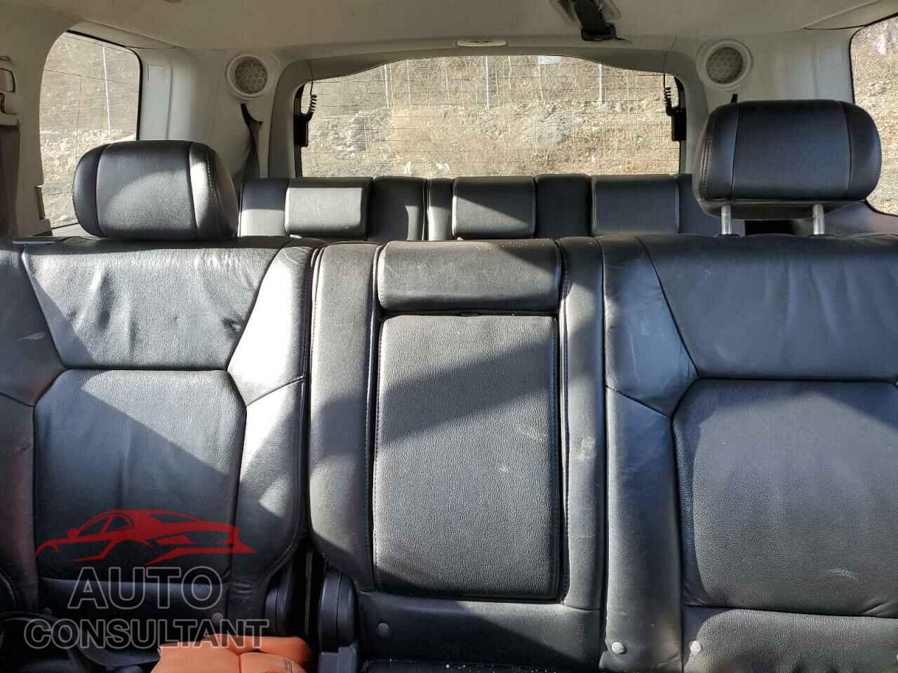 HONDA PILOT 2011 - 5FNYF4H79BB012162