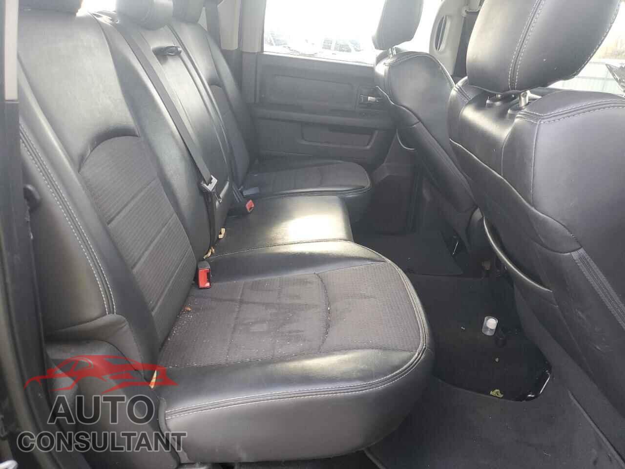 DODGE RAM 1500 2012 - 1C6RD7MT7CS258377