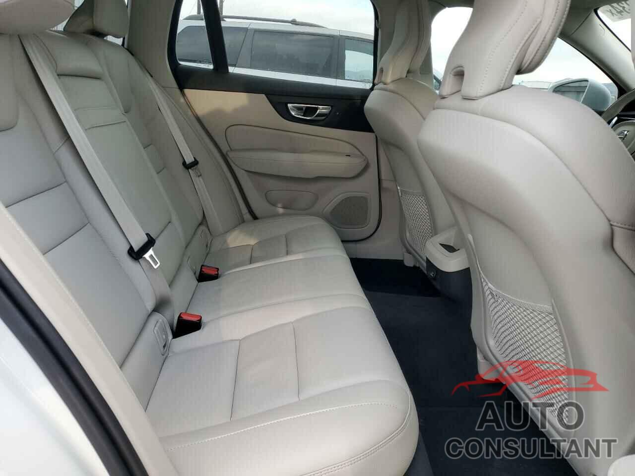 VOLVO V60 2020 - YV1102EK7L2389572