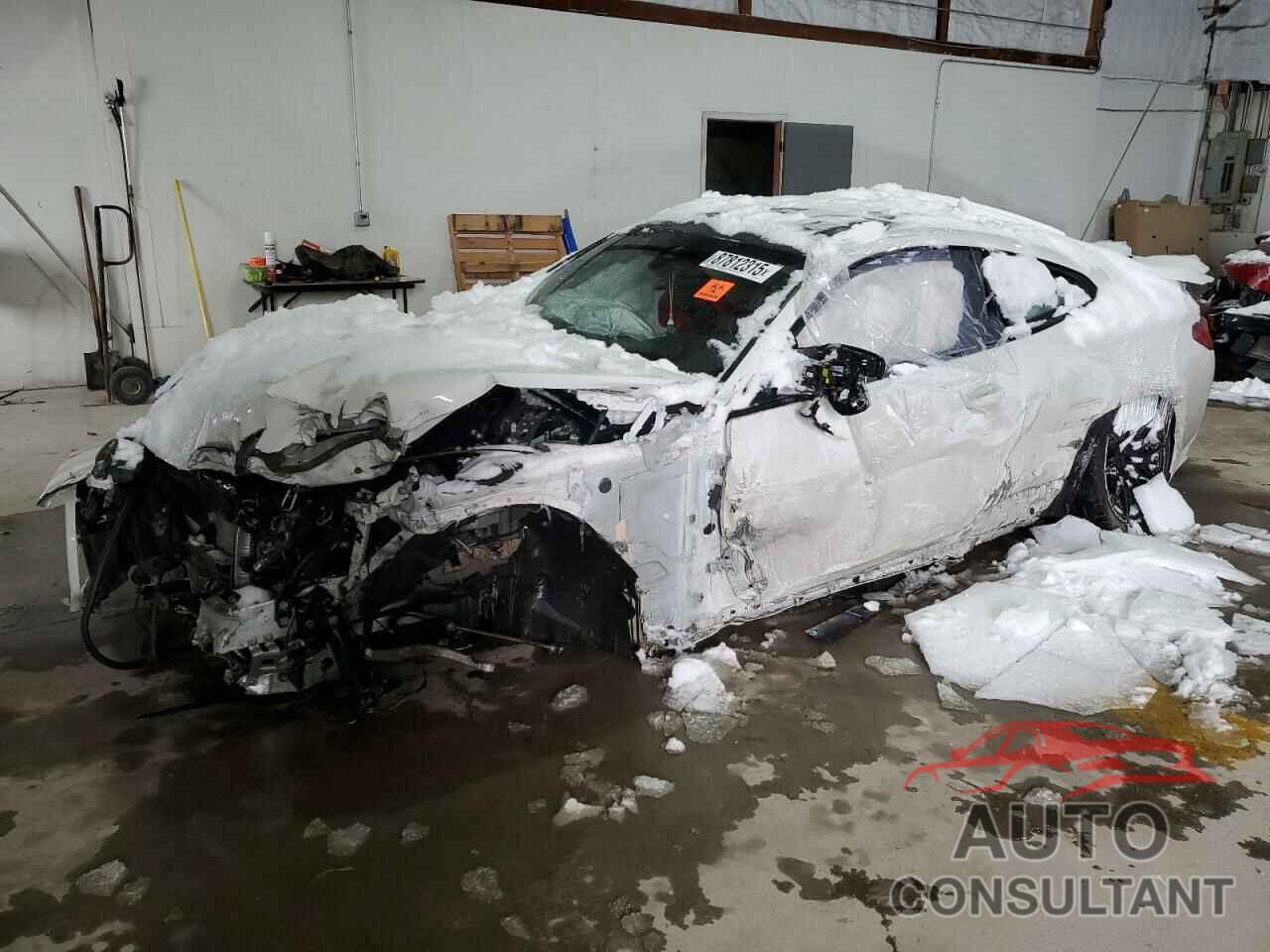 BMW M4 2022 - WBS33AZ07NCJ38064
