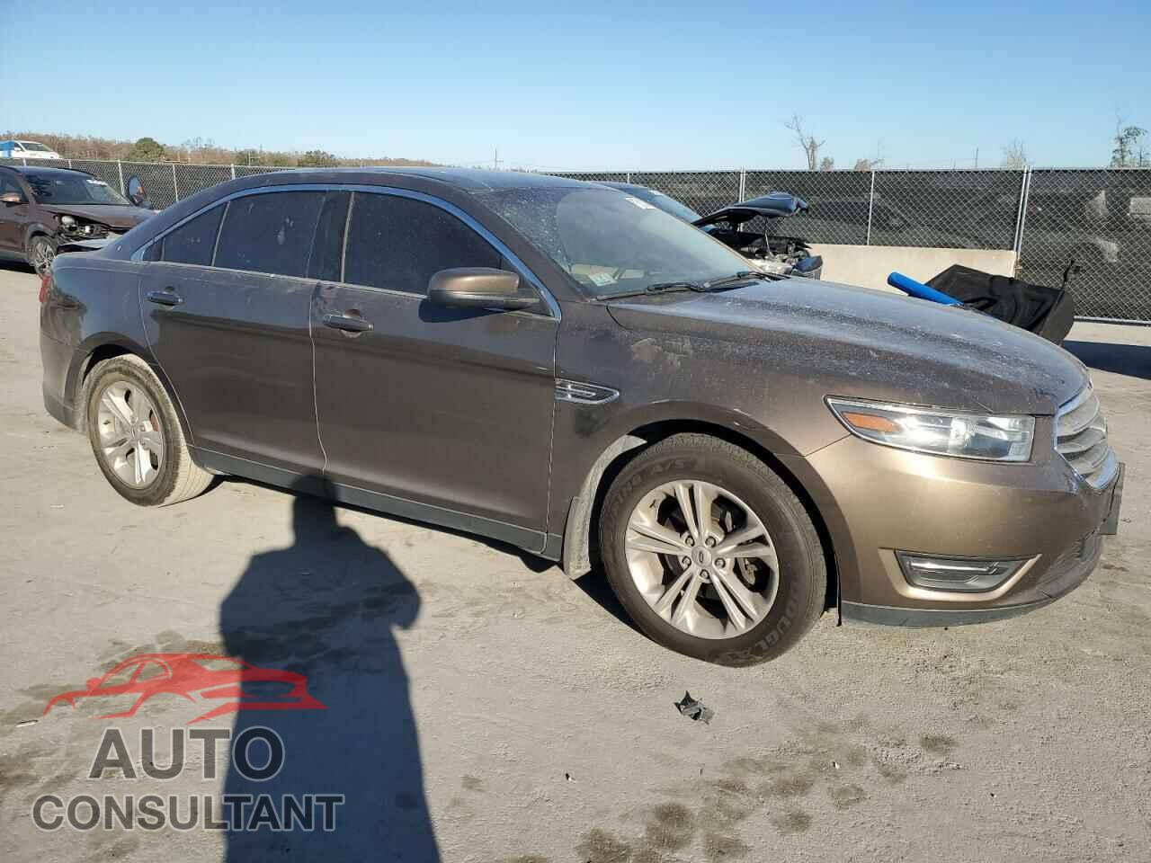 FORD TAURUS 2015 - 1FAHP2E83FG123578
