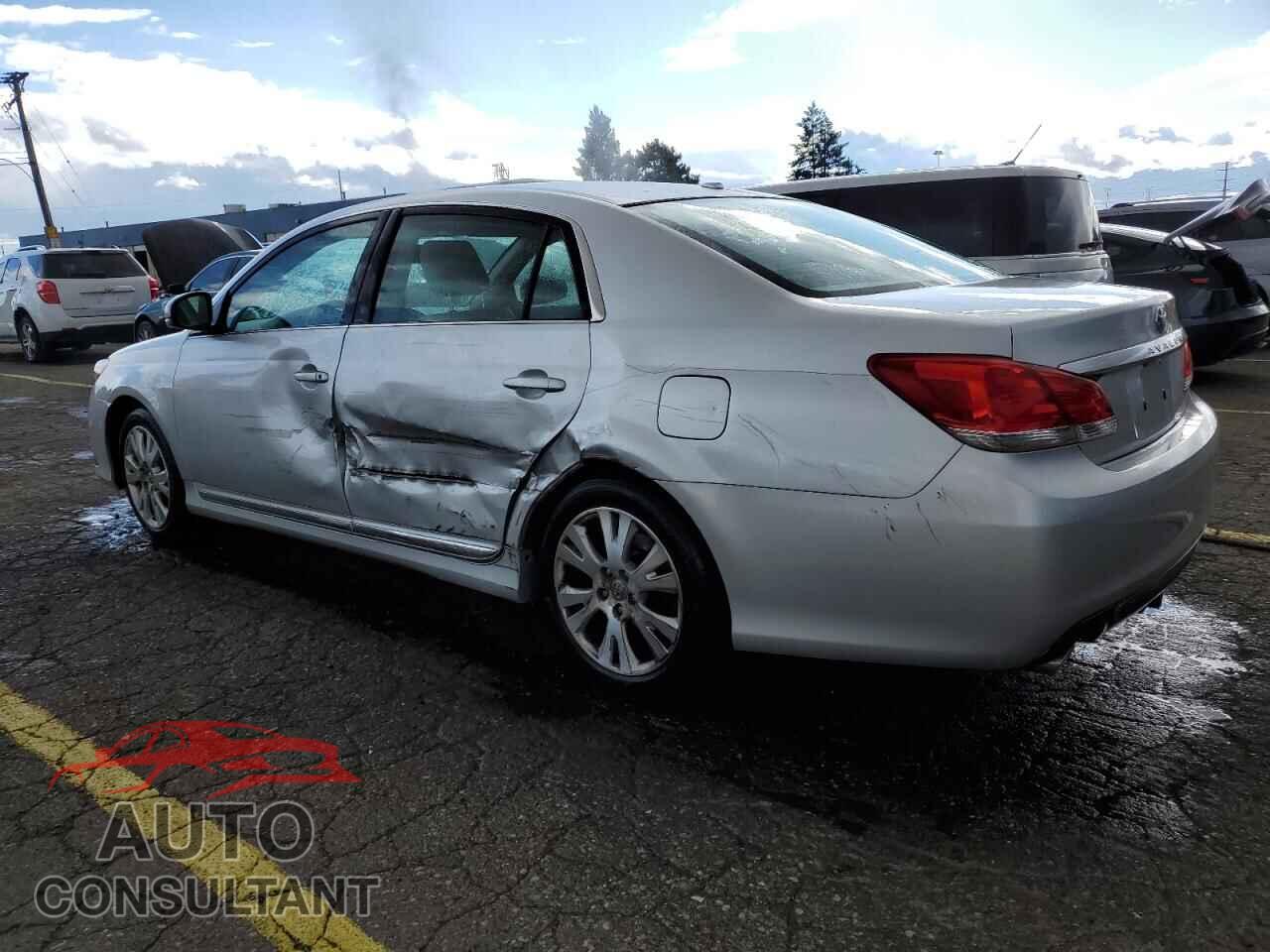 TOYOTA AVALON 2011 - 4T1BK3DB9BU395352