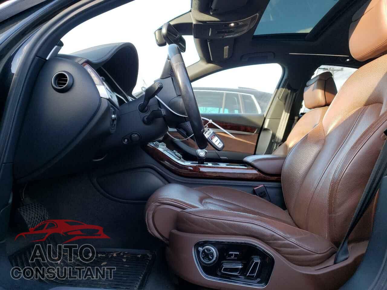 AUDI A8 2011 - WAUAVAFD9BN001074