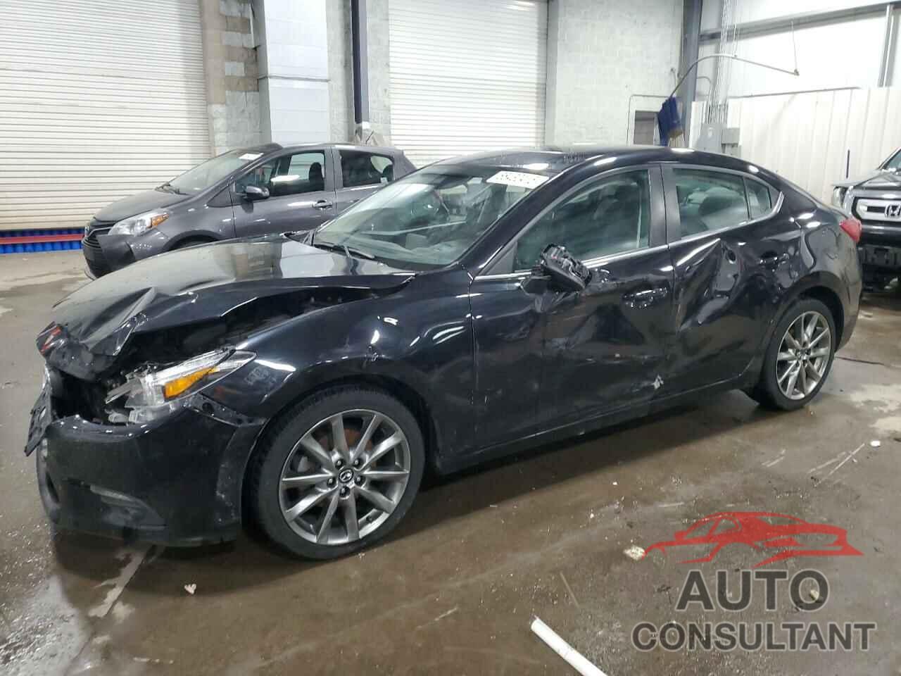 MAZDA 3 2018 - 3MZBN1W39JM178289