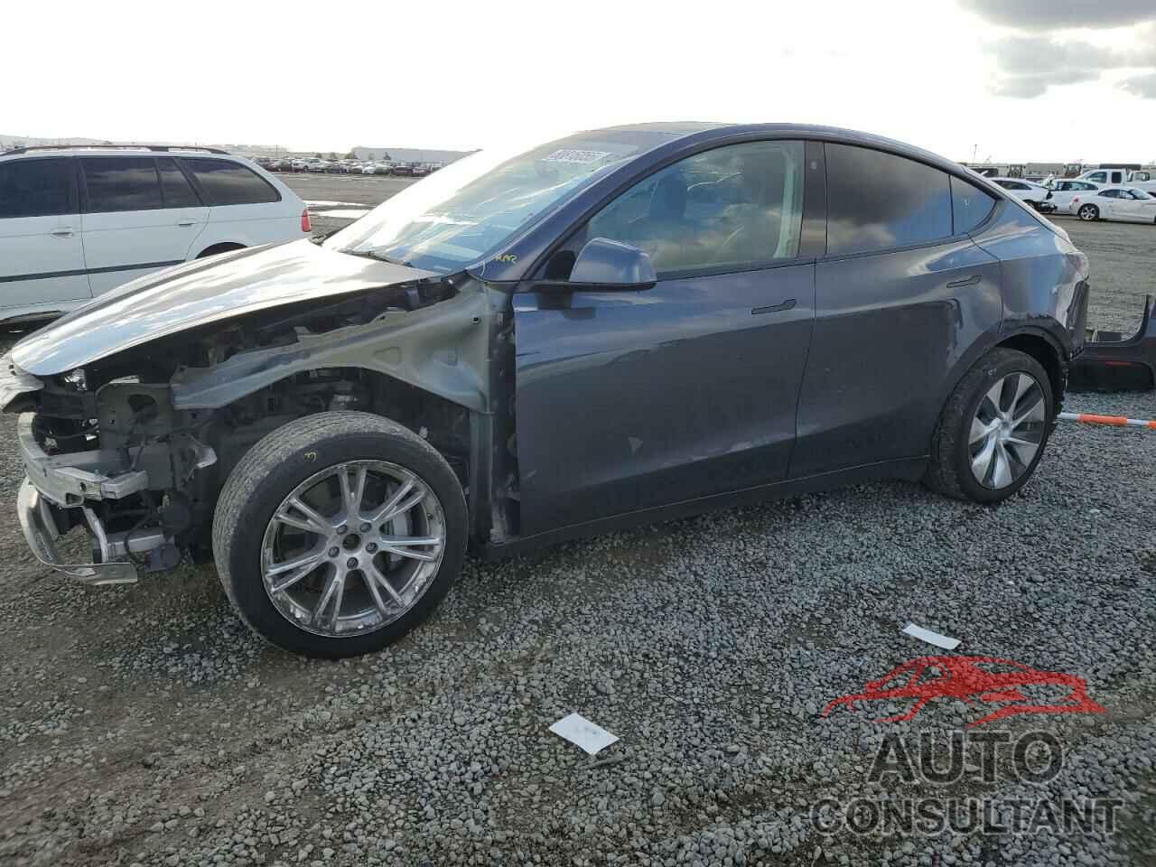 TESLA MODEL Y 2021 - 5YJYGAEE0MF160069