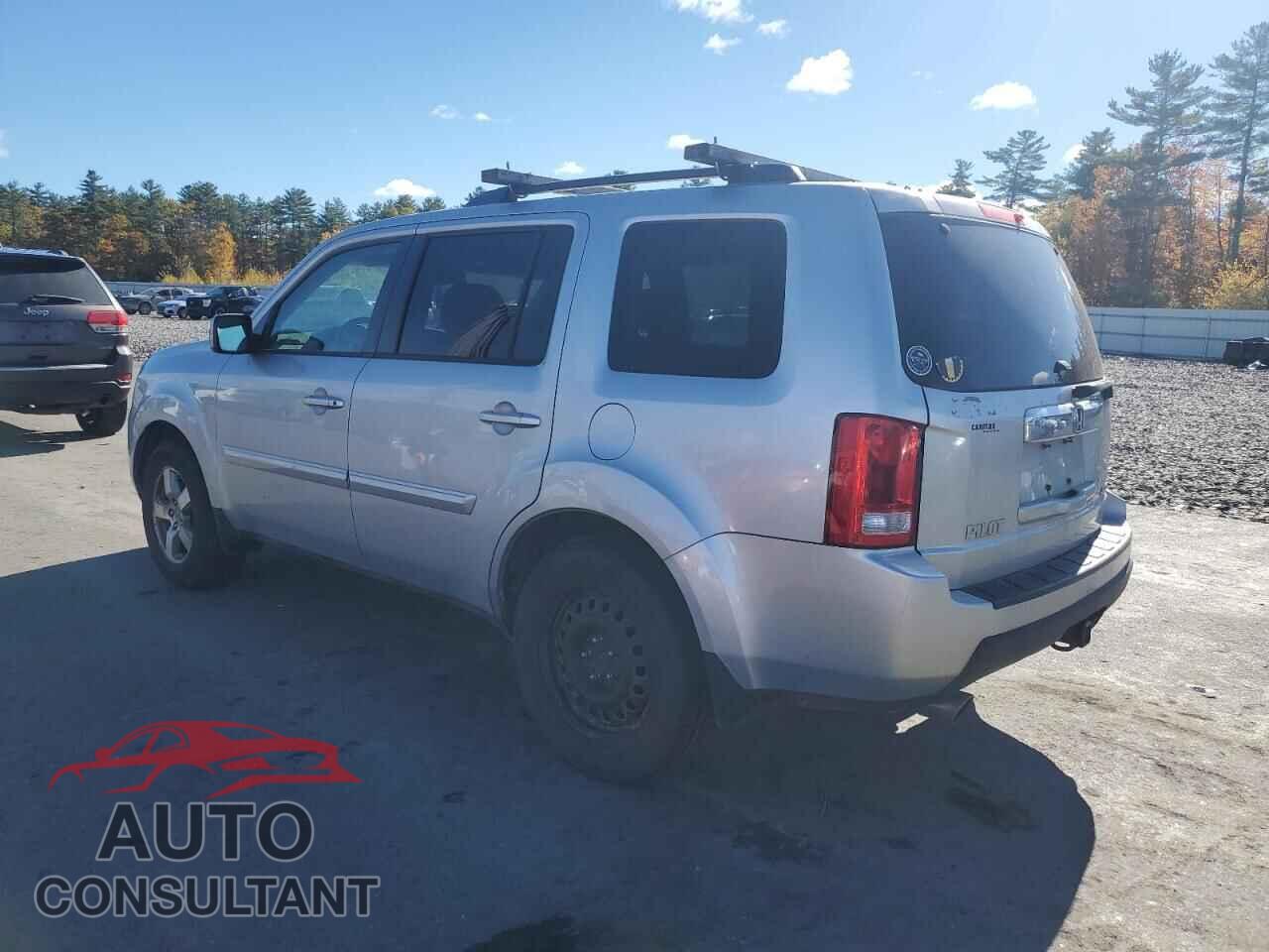 HONDA PILOT 2011 - 5FNYF4H56BB079932