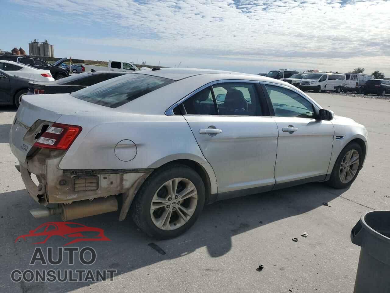 FORD TAURUS 2013 - 1FAHP2E8XDG166019