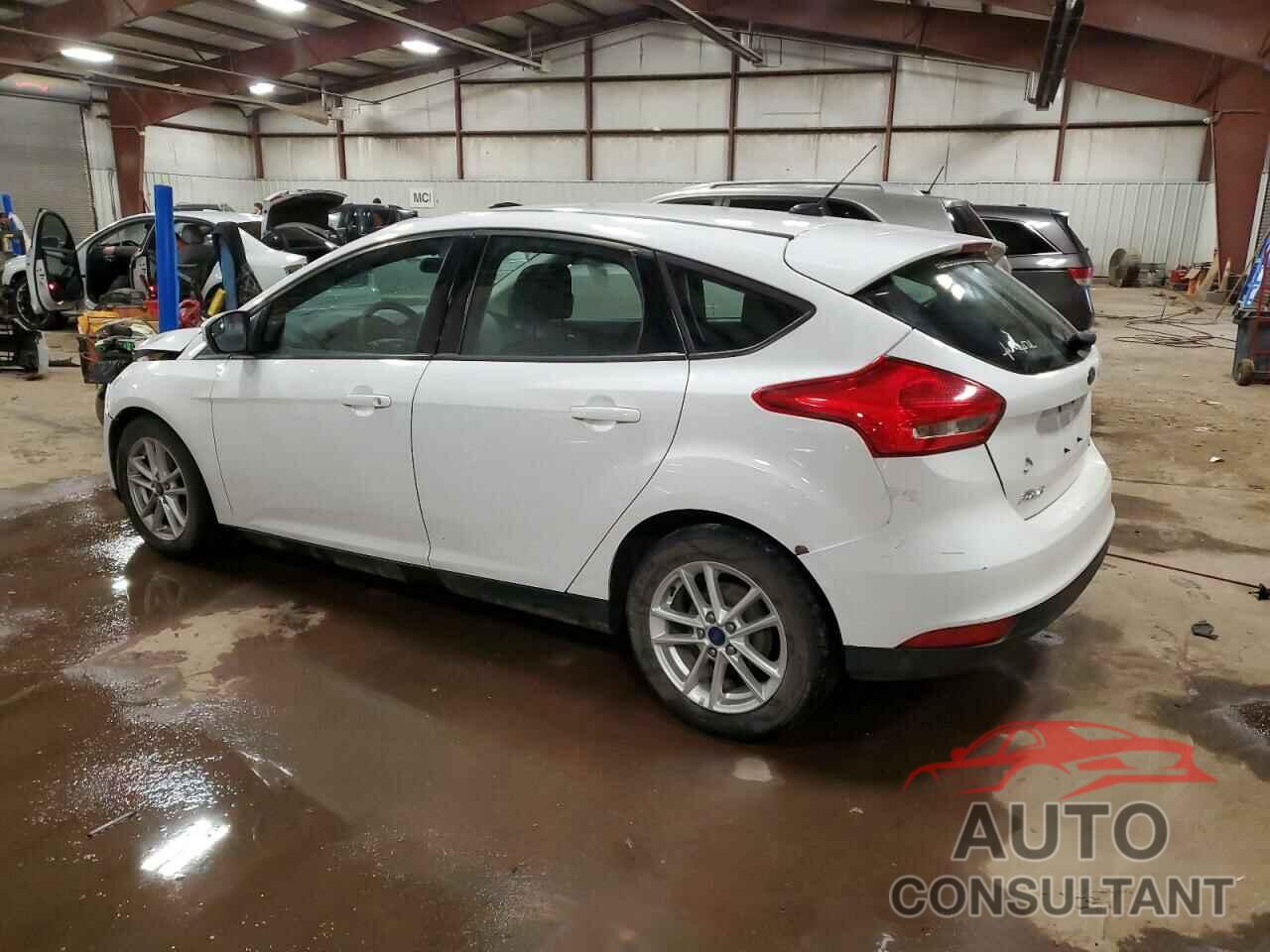 FORD FOCUS 2017 - 1FADP3K23HL215367