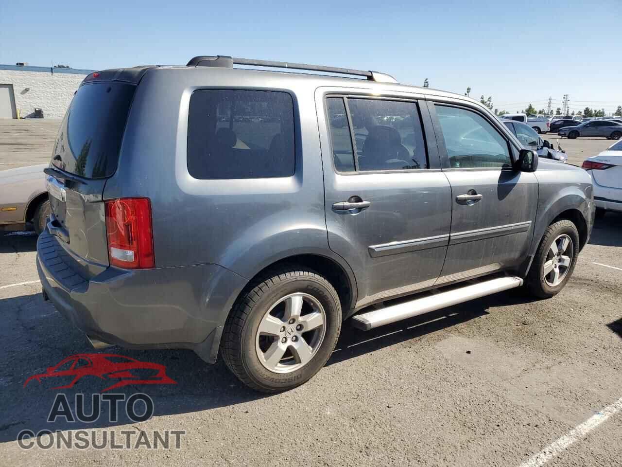 HONDA PILOT 2011 - 5FNYF3H44BB033758