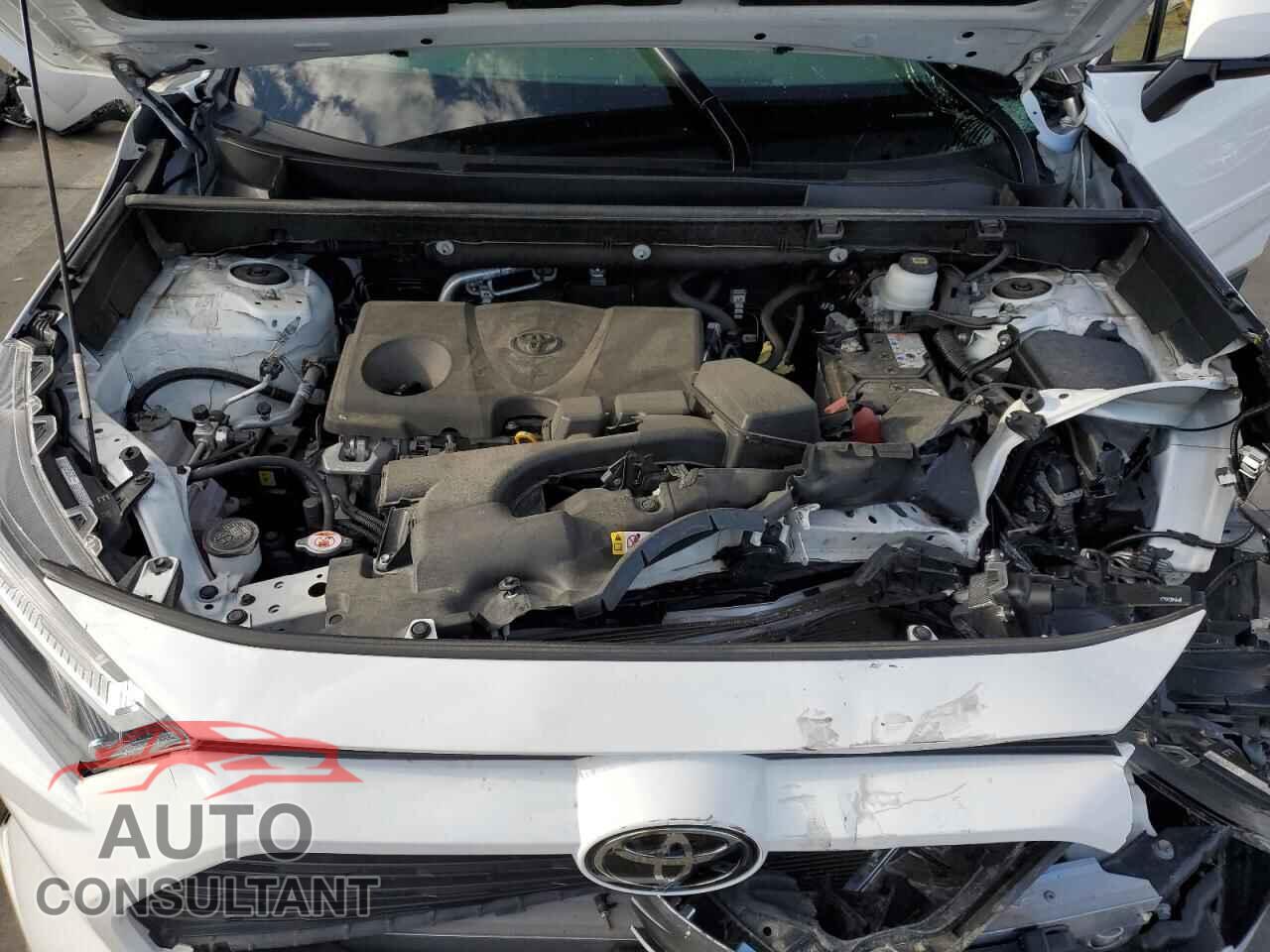 TOYOTA RAV4 2023 - JTMP1RFV5PD093586