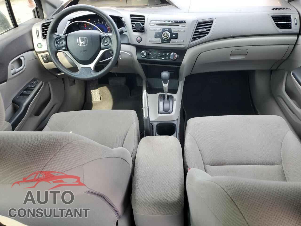 HONDA CIVIC 2012 - 2HGFB2F52CH572630