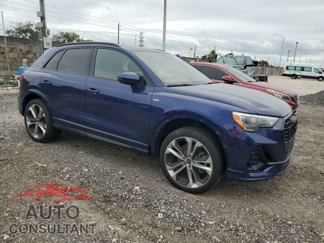 AUDI Q3 2021 - WA1DECF37M1065430