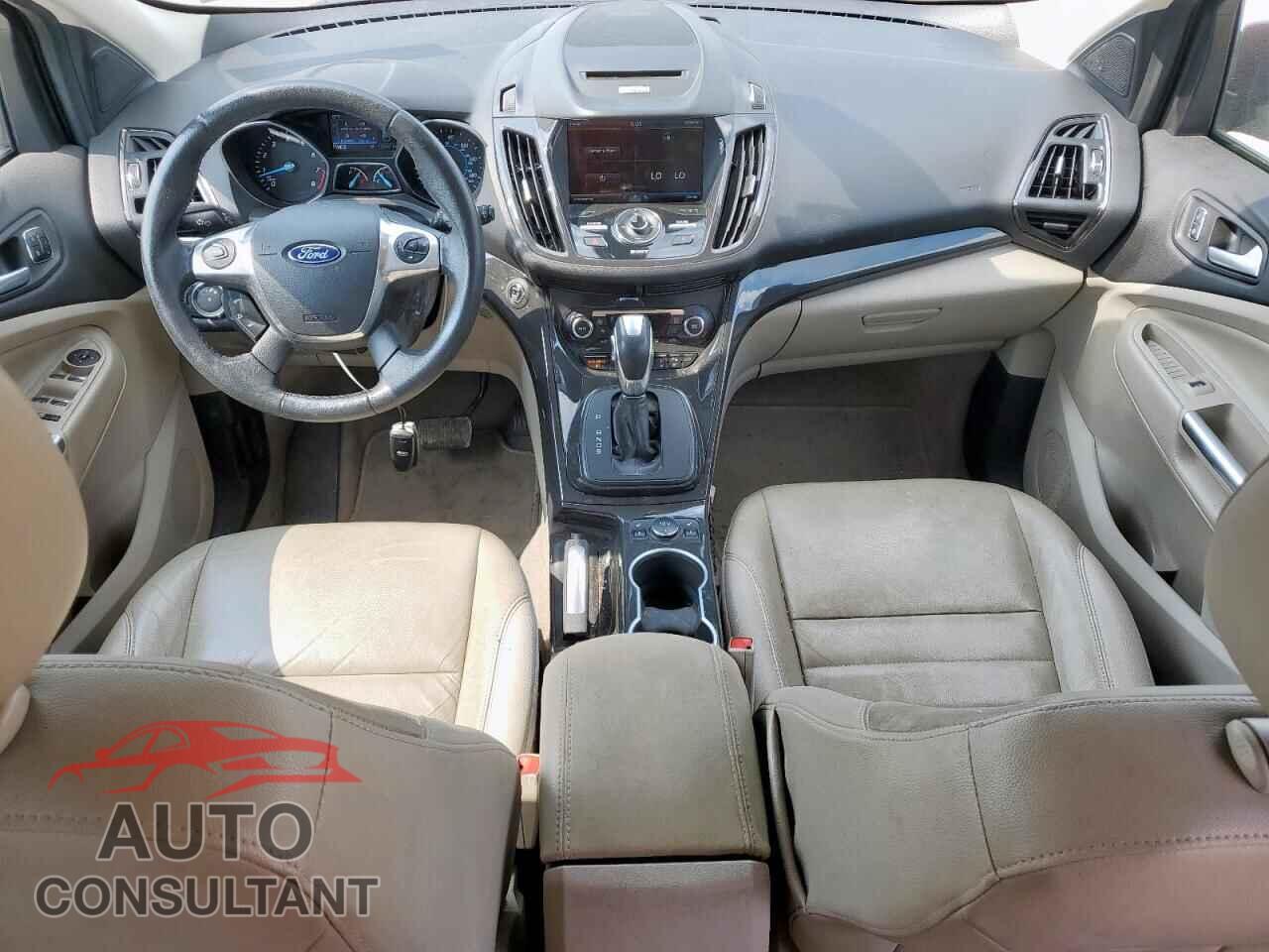 FORD ESCAPE 2015 - 1FMCU0J92FUA08080
